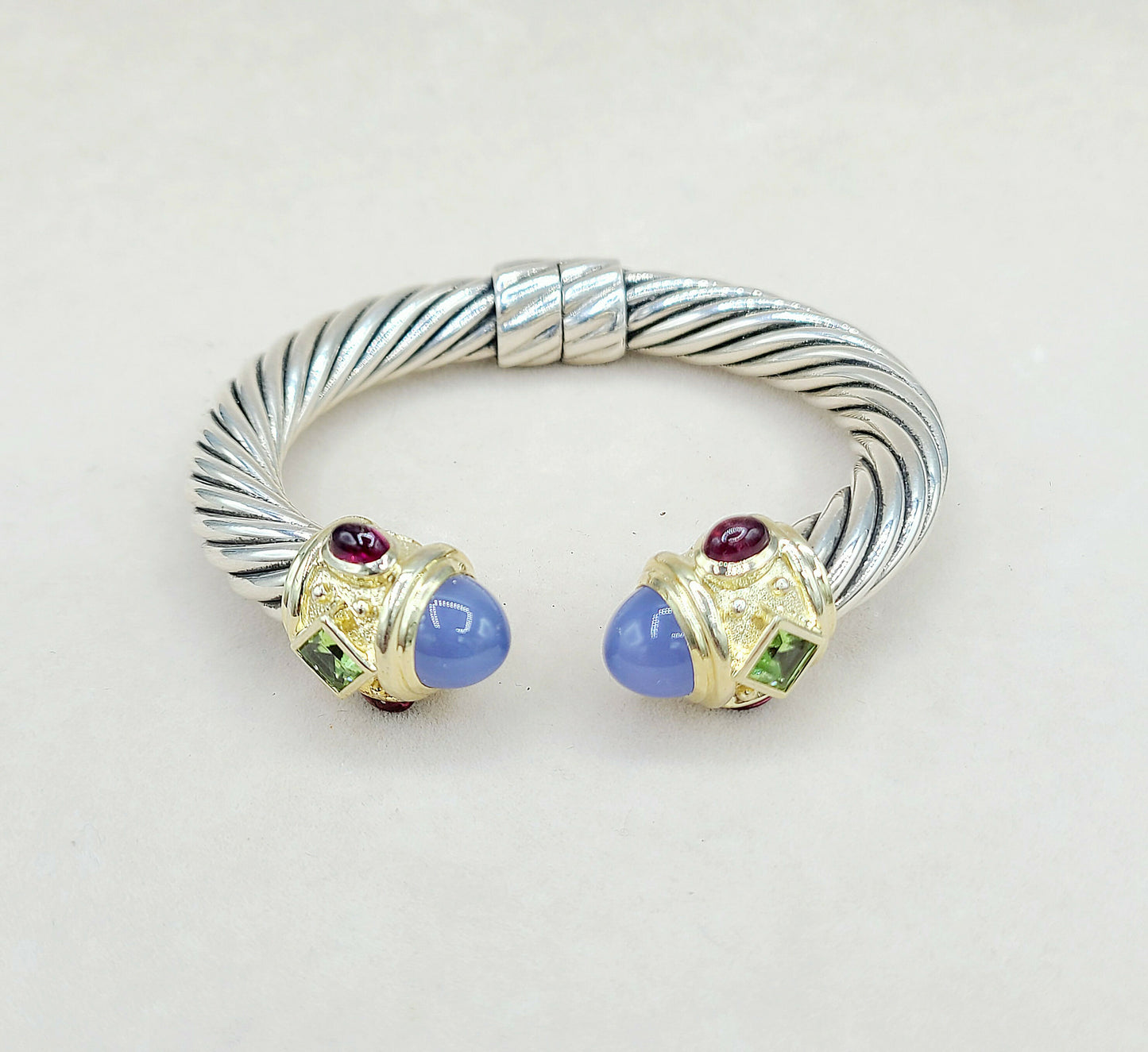 David Yurman 10mm Renaissance Bracelet With Chalcedony Peridot , Garnet And Gold