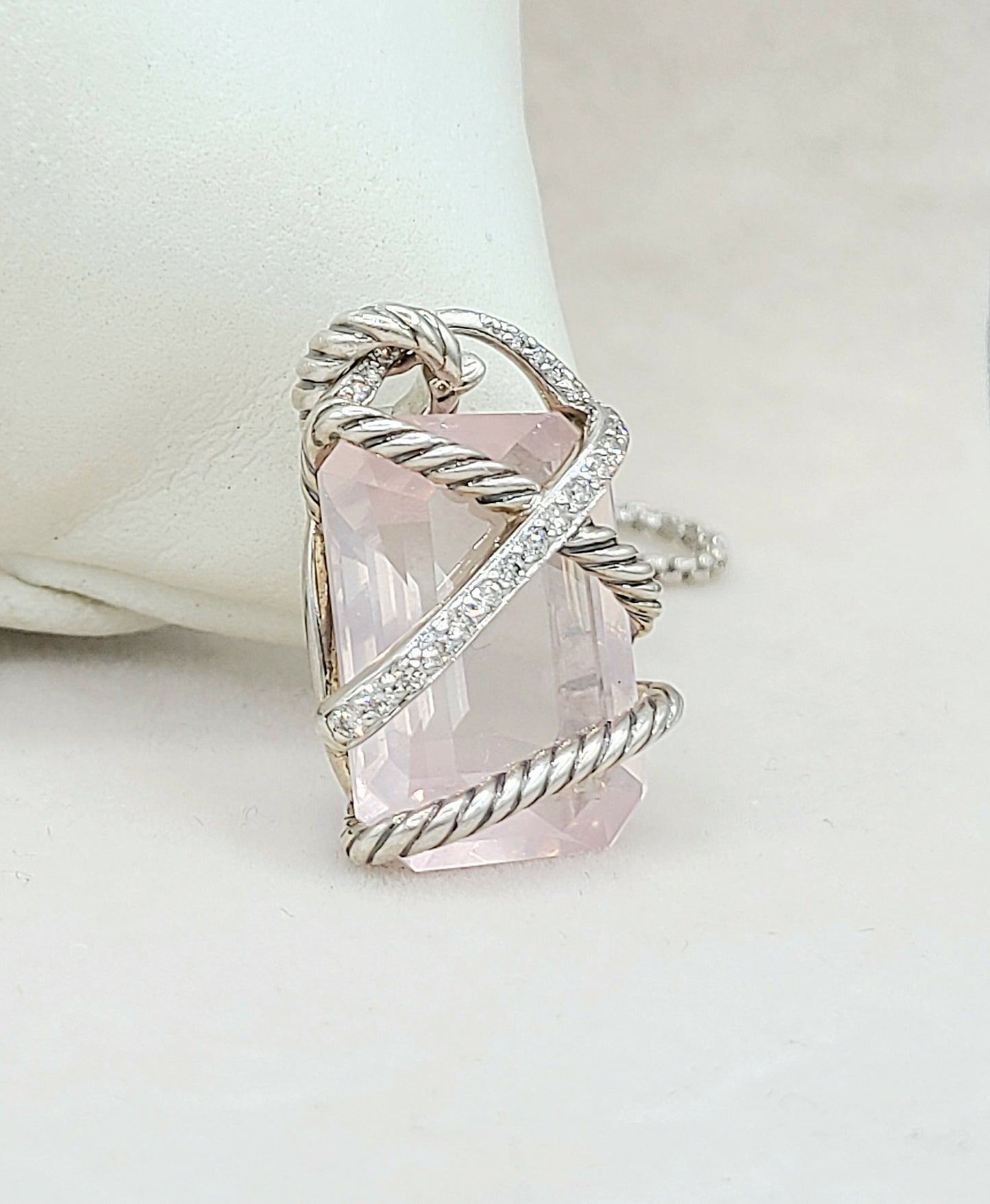David Yurman 20x15 Rose Quartz Diamond Cable Wrap Pendant Necklace