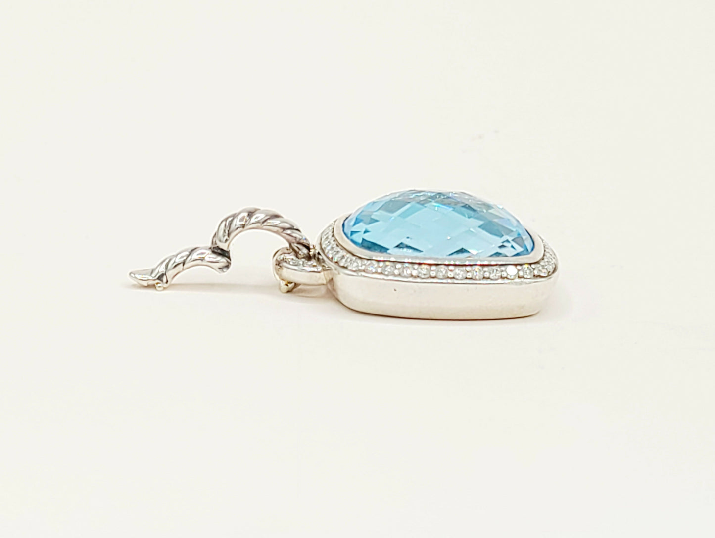 David Yurman Albion Pendant 17mm Blue Topaz & Diamonds AYW Luxury