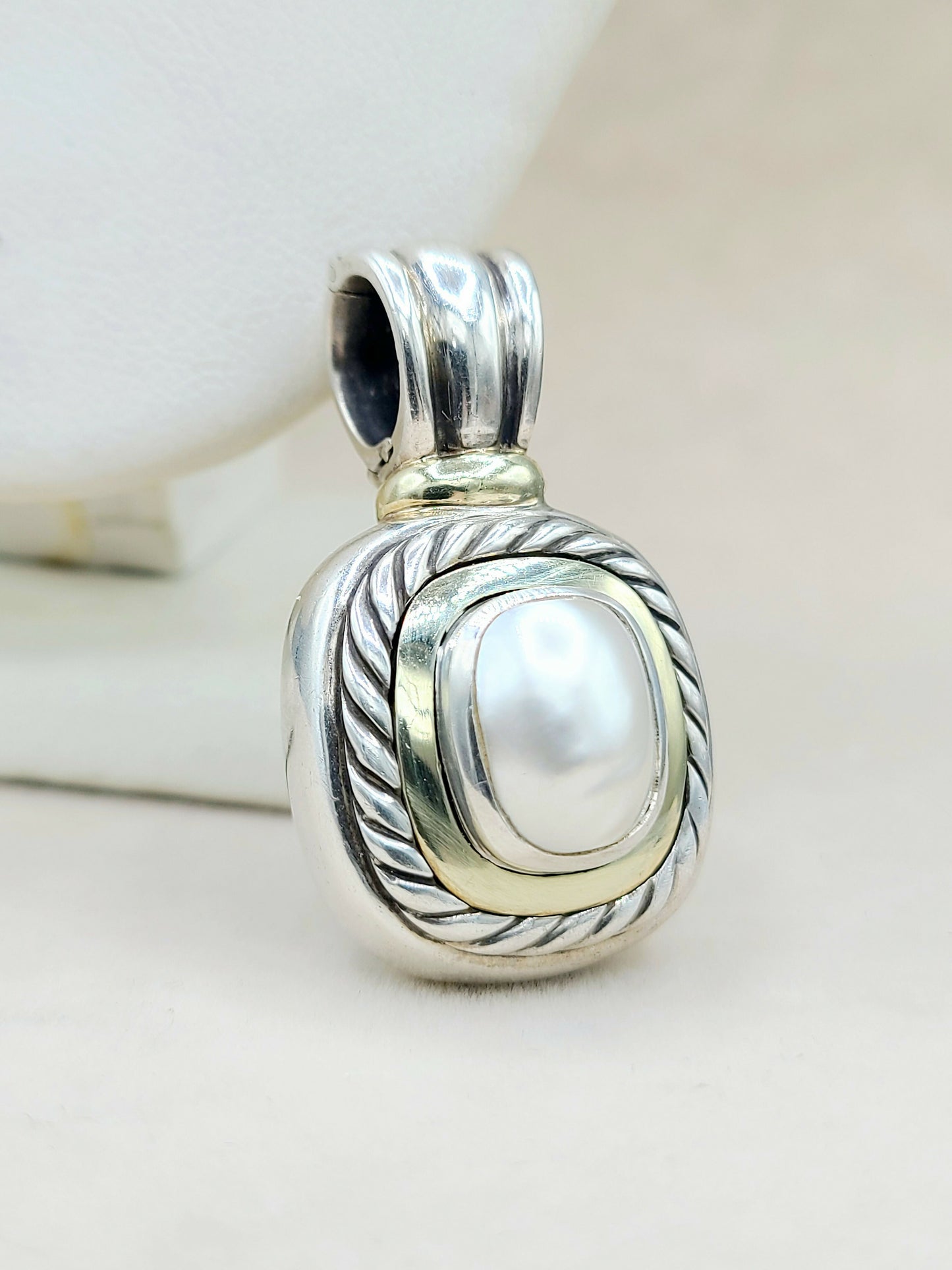 David Yurman Large Albion Pendant Enhancer With Pearl And Gold