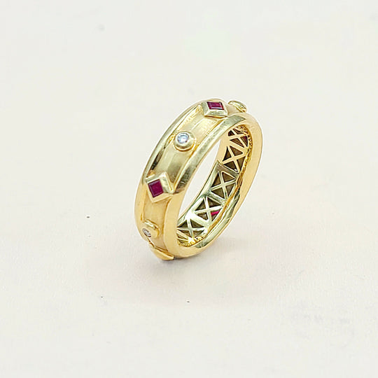 David Yurman Modern Renaissance Ring 18K Gold, Rubies, Diamonds