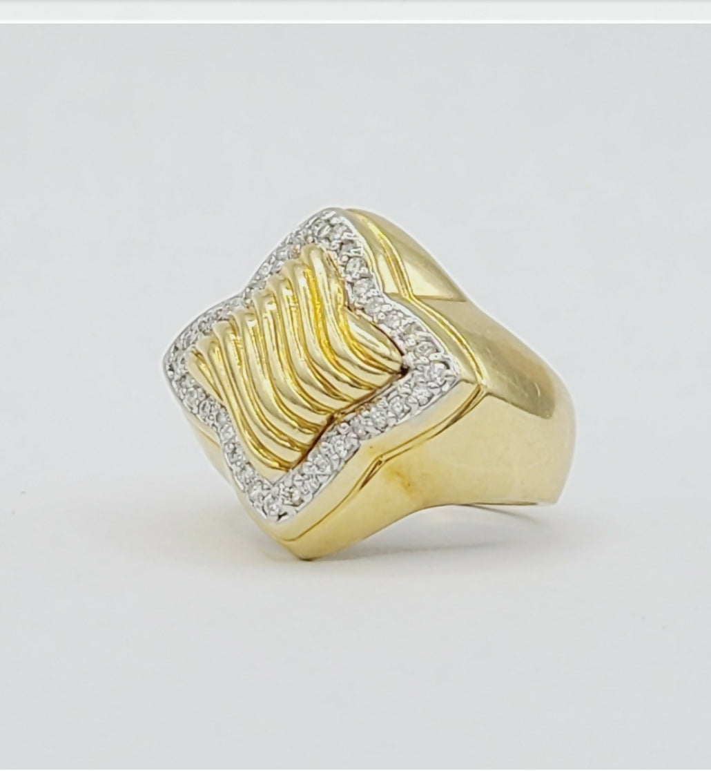 David Yurman Quatrefoil Sculpted Gold Diamond Ring | Certified Pre-Owned #