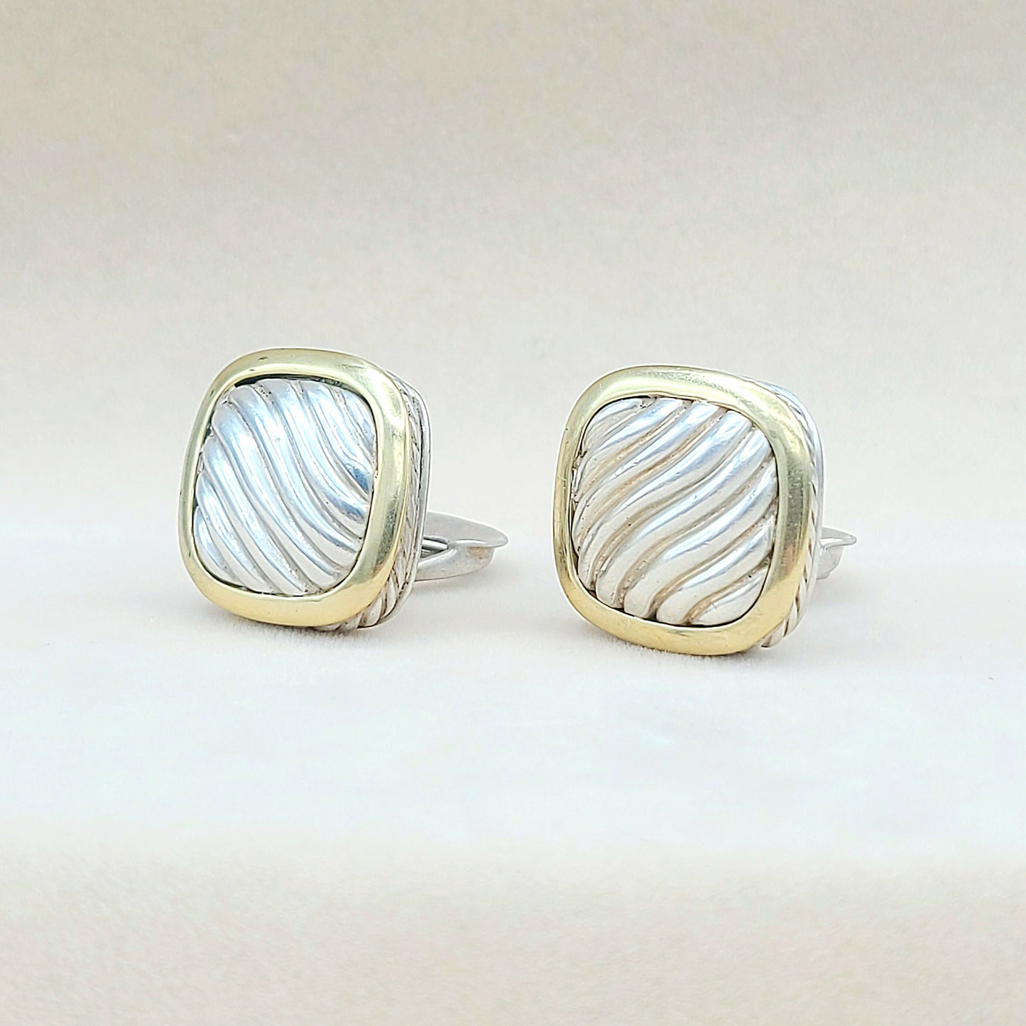 David Yurman Thoroughbred Sculpted Gold Earrings | Certified Pre-Owned AYW Luxury #