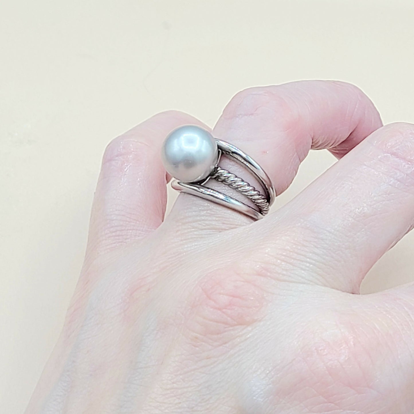 David Yurman Gray Tahitian Pearl Ring 18K White Gold | Certified AYW Luxury #