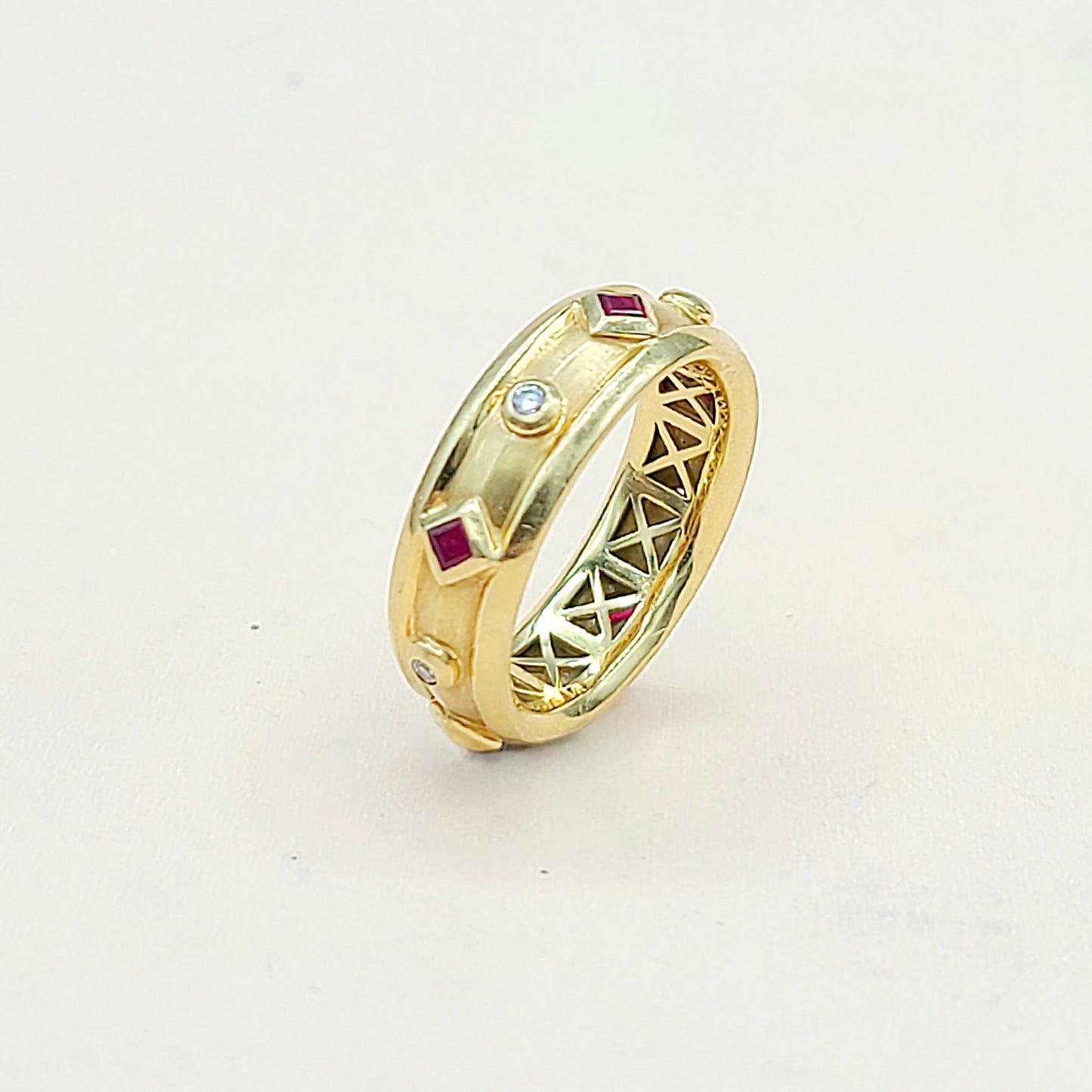 David Yurman Modern Renaissance Band Ring in 18k Gold With Rubies and Diamonds