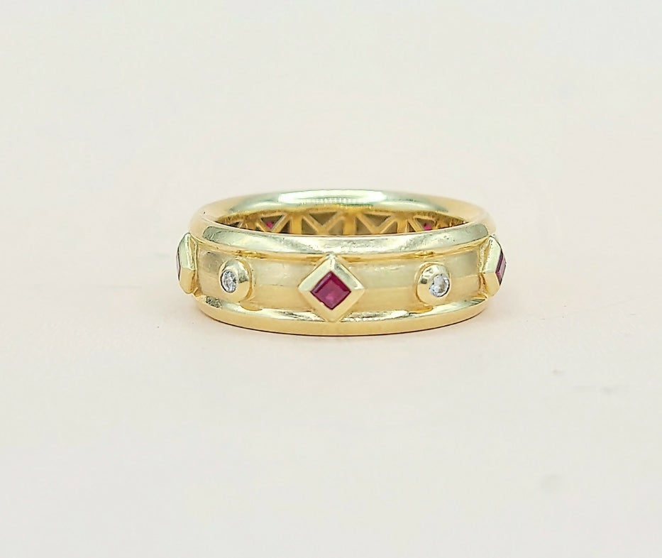 David Yurman Modern Renaissance Band Ring in 18k Gold With Rubies and Diamonds