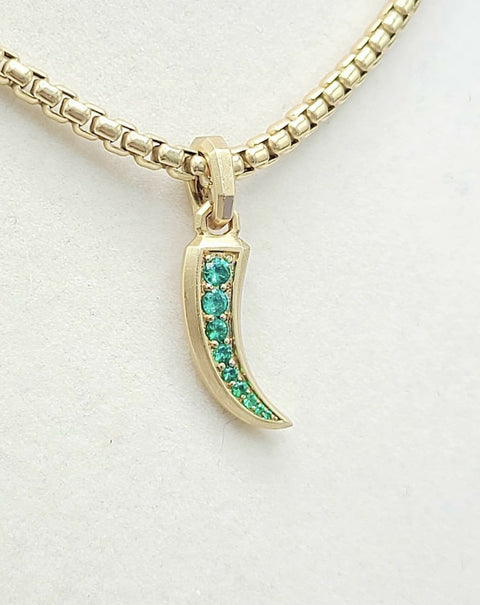 DAVID YURMAN Petrvs Claw Amulet In 18K Yellow Gold With Emeralds, 30.7mm