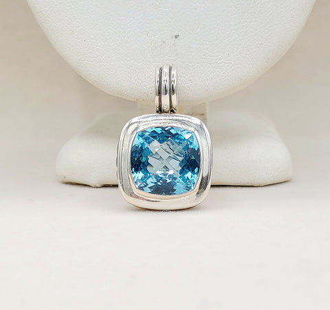  David Yurman Albion Enhancer Pendant 14mm Blue Topaz