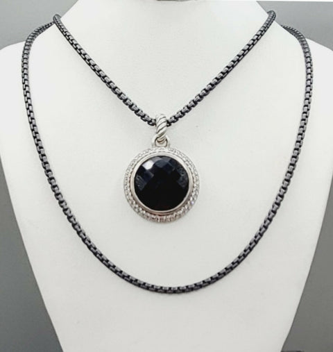  David Yurman Cerise Pendant – 18mm Black Onyx & Diamonds