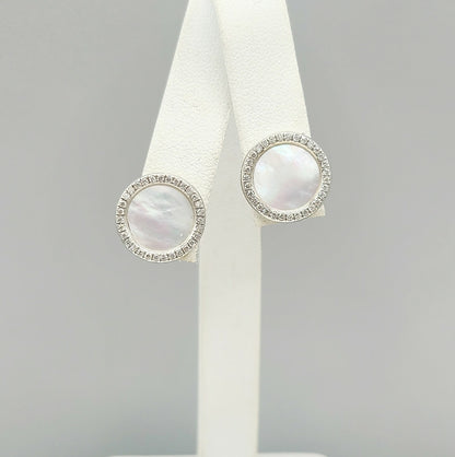 David Yurman Elements Button Earrings, Mother of Pearl & Diamond    #