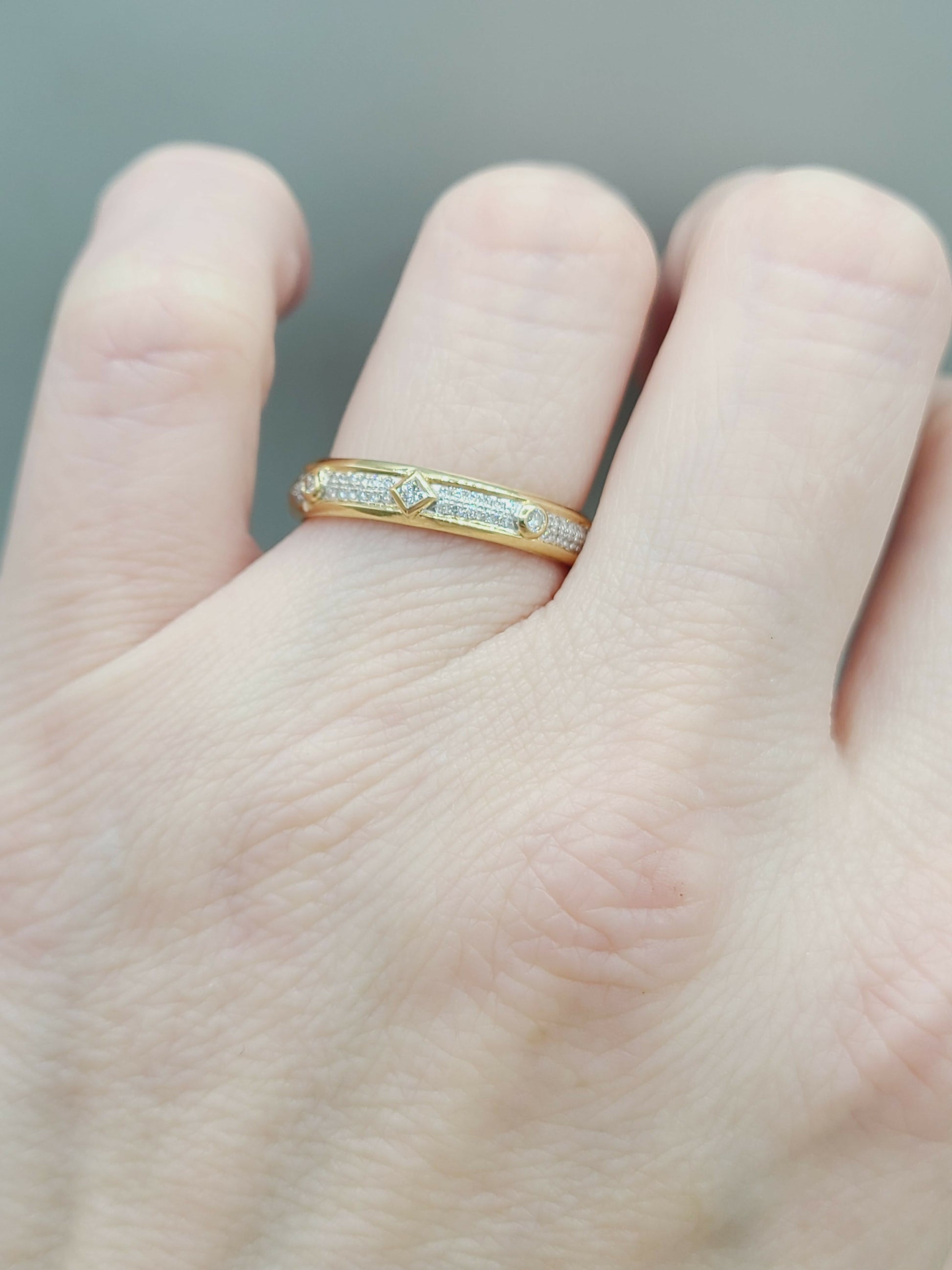 David Yurman Modern Renaissance Band Ring in 18K Yellow Gold with Full Pave Diamonds
