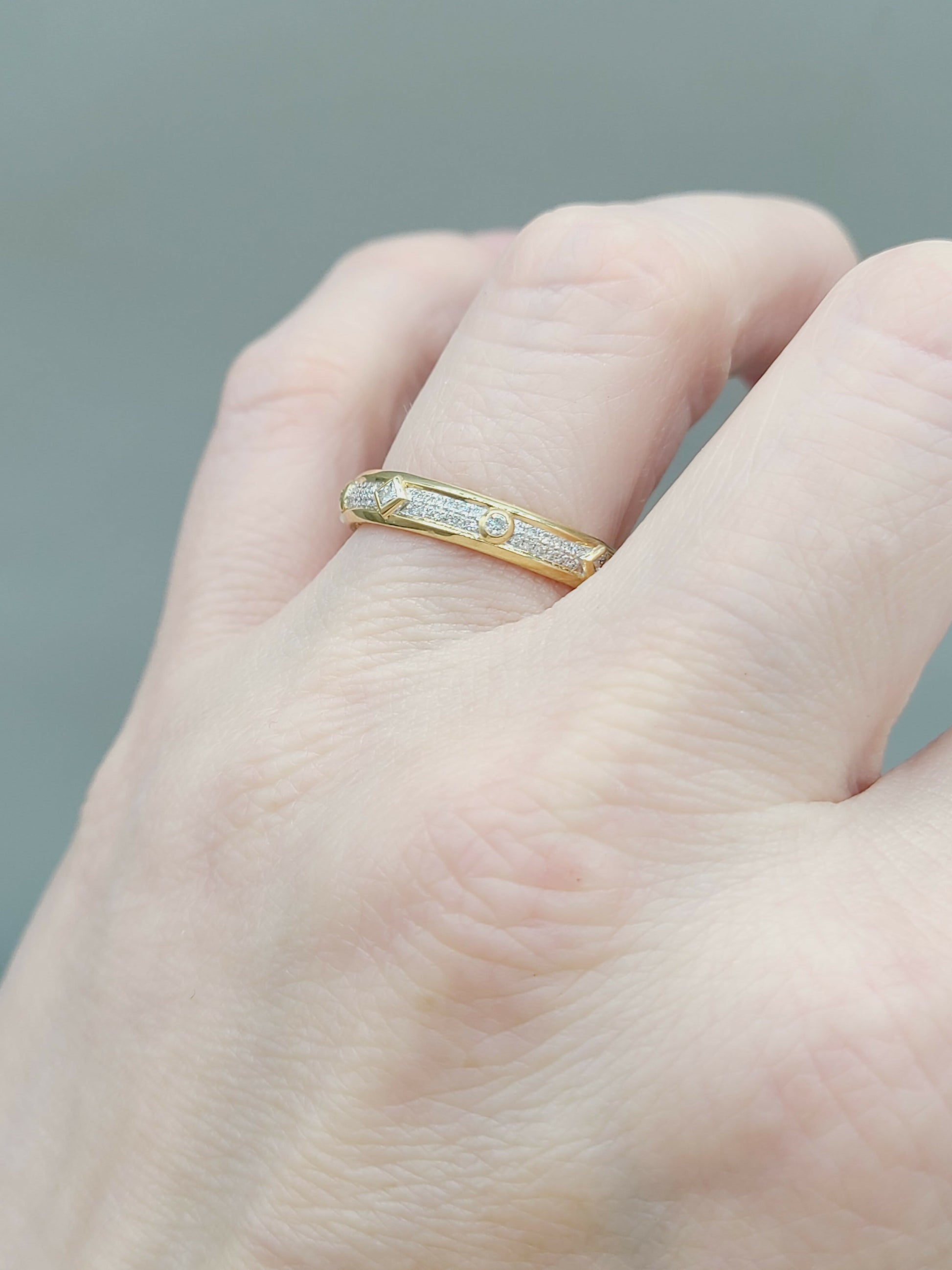 David Yurman Modern Renaissance Band Ring in 18K Yellow Gold with Full Pave Diamonds