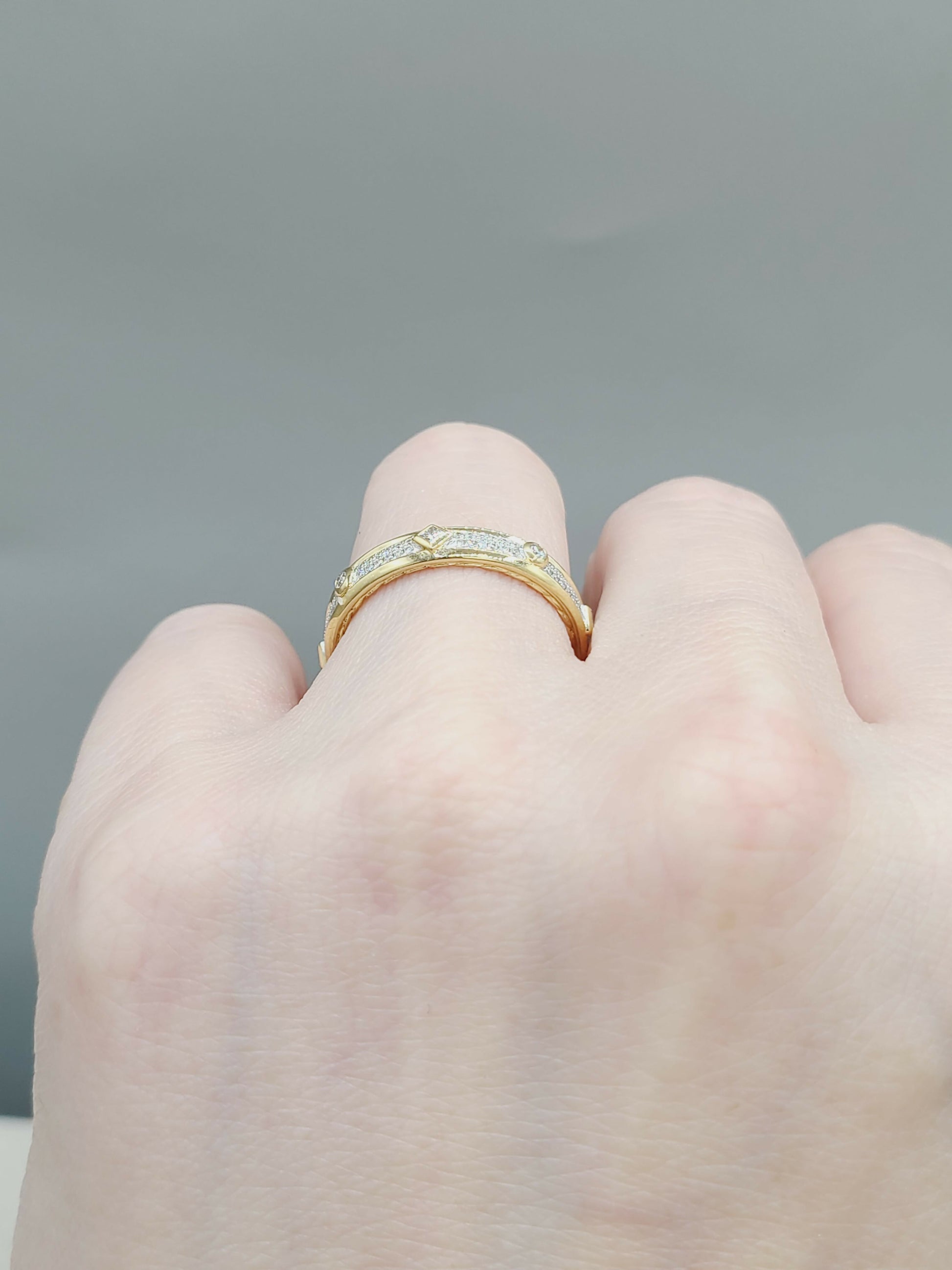 David Yurman Modern Renaissance Band Ring in 18K Yellow Gold with Full Pave Diamonds