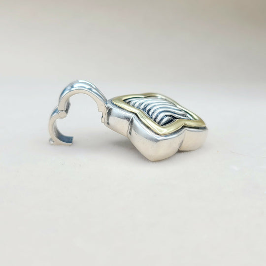  David Yurman  Quatrefoil Thoroughbred Pendant Large