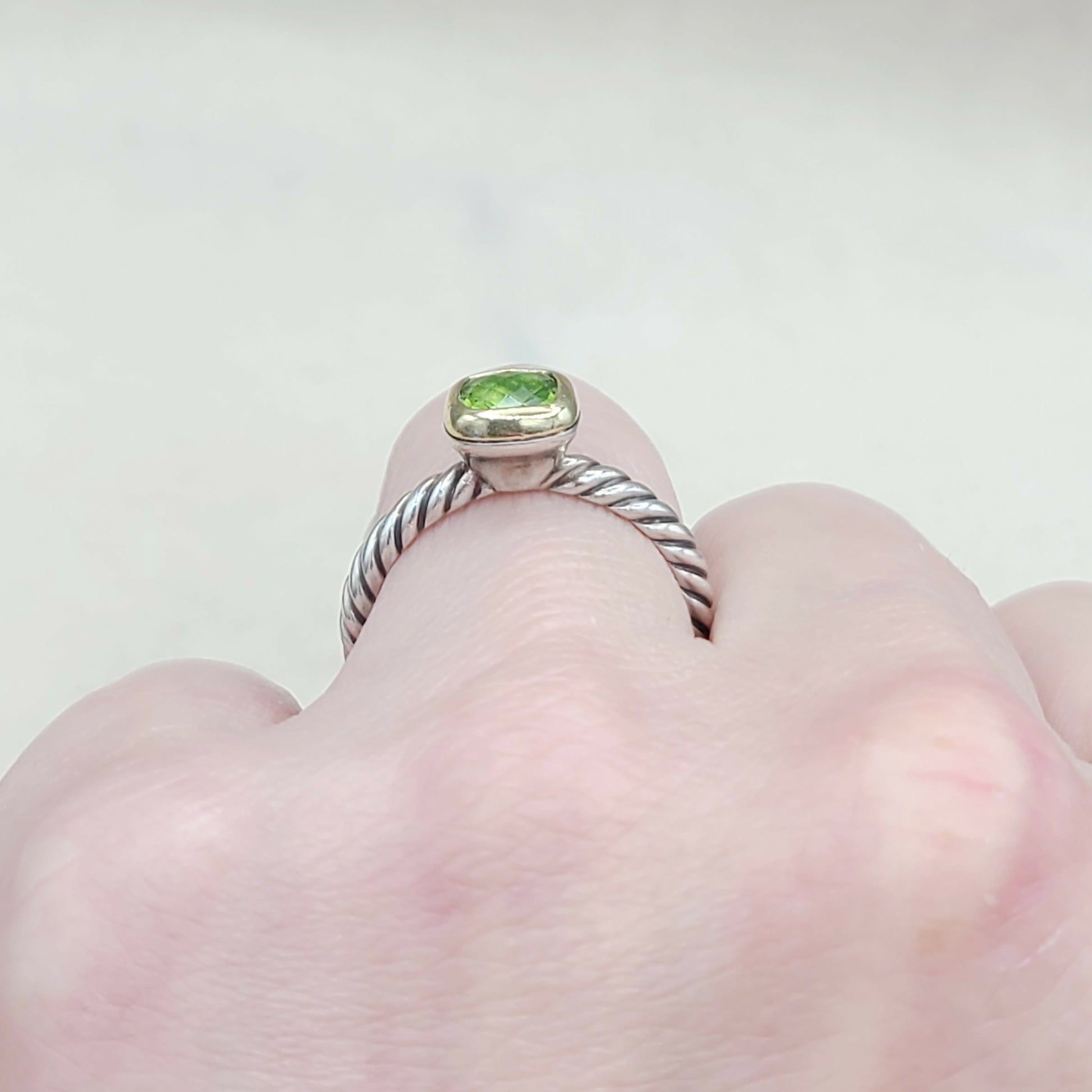 David Yurman Stackable Ring Peridot & Gold  AYW Luxury #