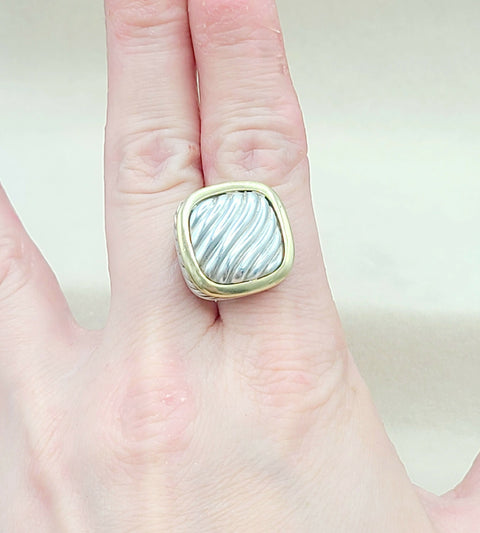  David Yurman Thoroughbred Sculpted Earrings With Gold