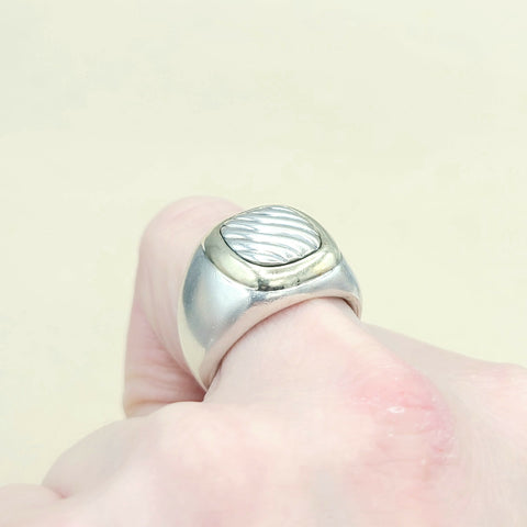  David Yurman Thoroughbred Signet Ring With Gold