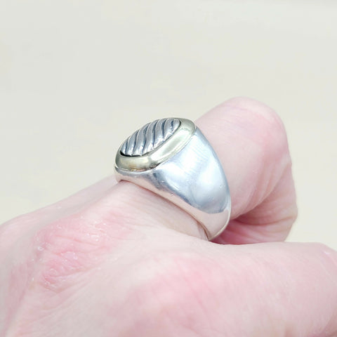  David Yurman Thoroughbred Signet Ring With Gold