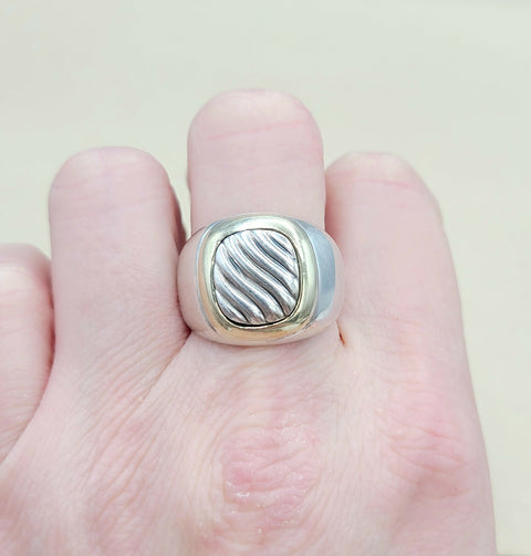  David Yurman Thoroughbred Signet Ring With Gold