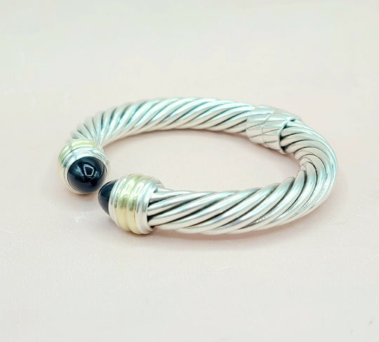 side view David Yurman 10mm Cable Bracelet With Black Onyx and Gold