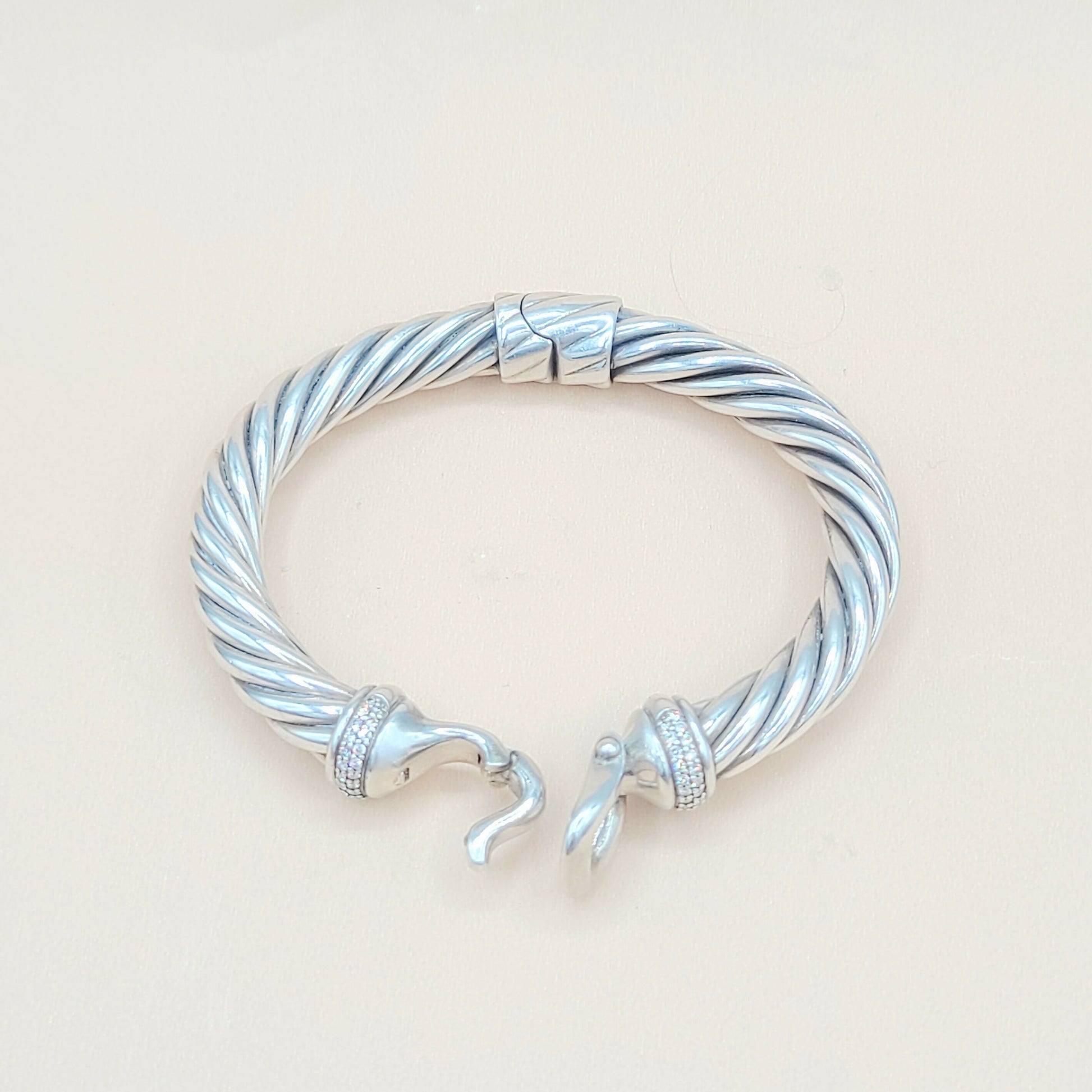    David Yurman-Cable-Buckle-Diamonds Bracelet,-8.5mm