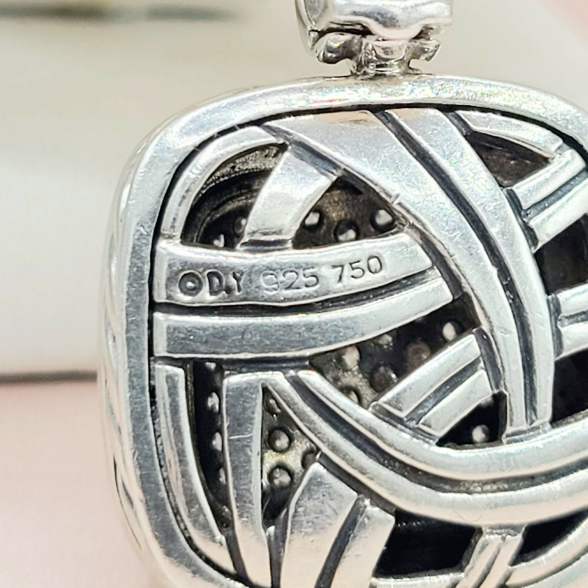  David Yurman Albion 14mm Pavé Diamond & 18K White Gold Pendant Enhancer