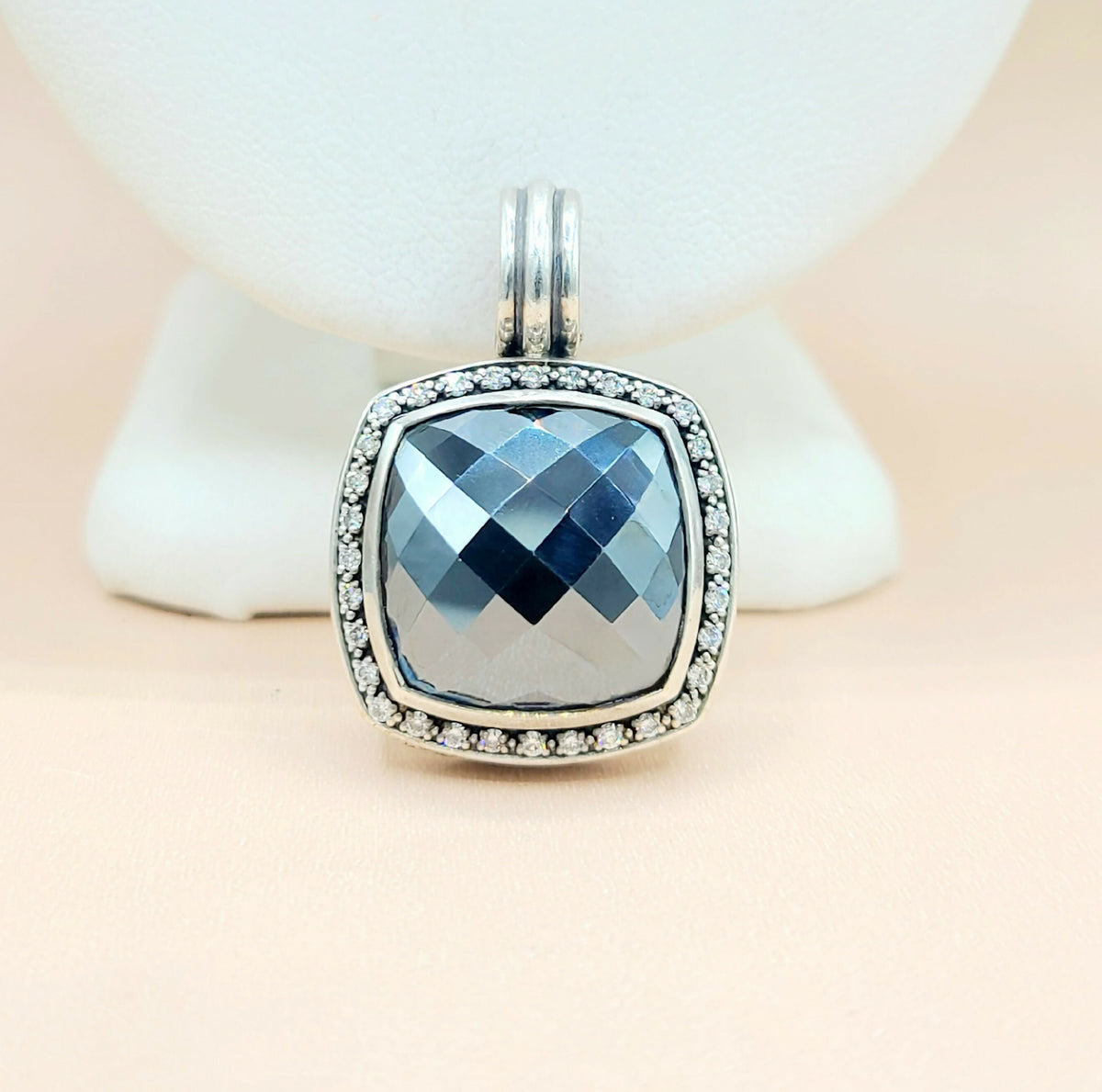  David-Yurman-Albion 17mm-Hematite-& Diamond Moonlight-Ice-Pendant-Enhancer