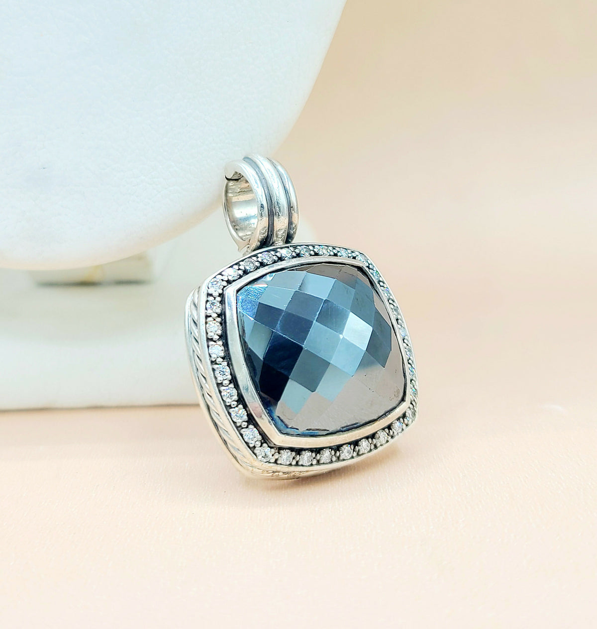  David-Yurman-Albion 17mm-Hematite-& Diamond Moonlight-Ice-Pendant-Enhancer