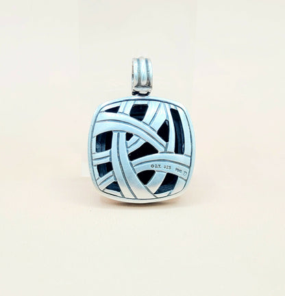  David-Yurman-Albion 20mm Black-Onyx-& Diamond-Pendant-Enhancer