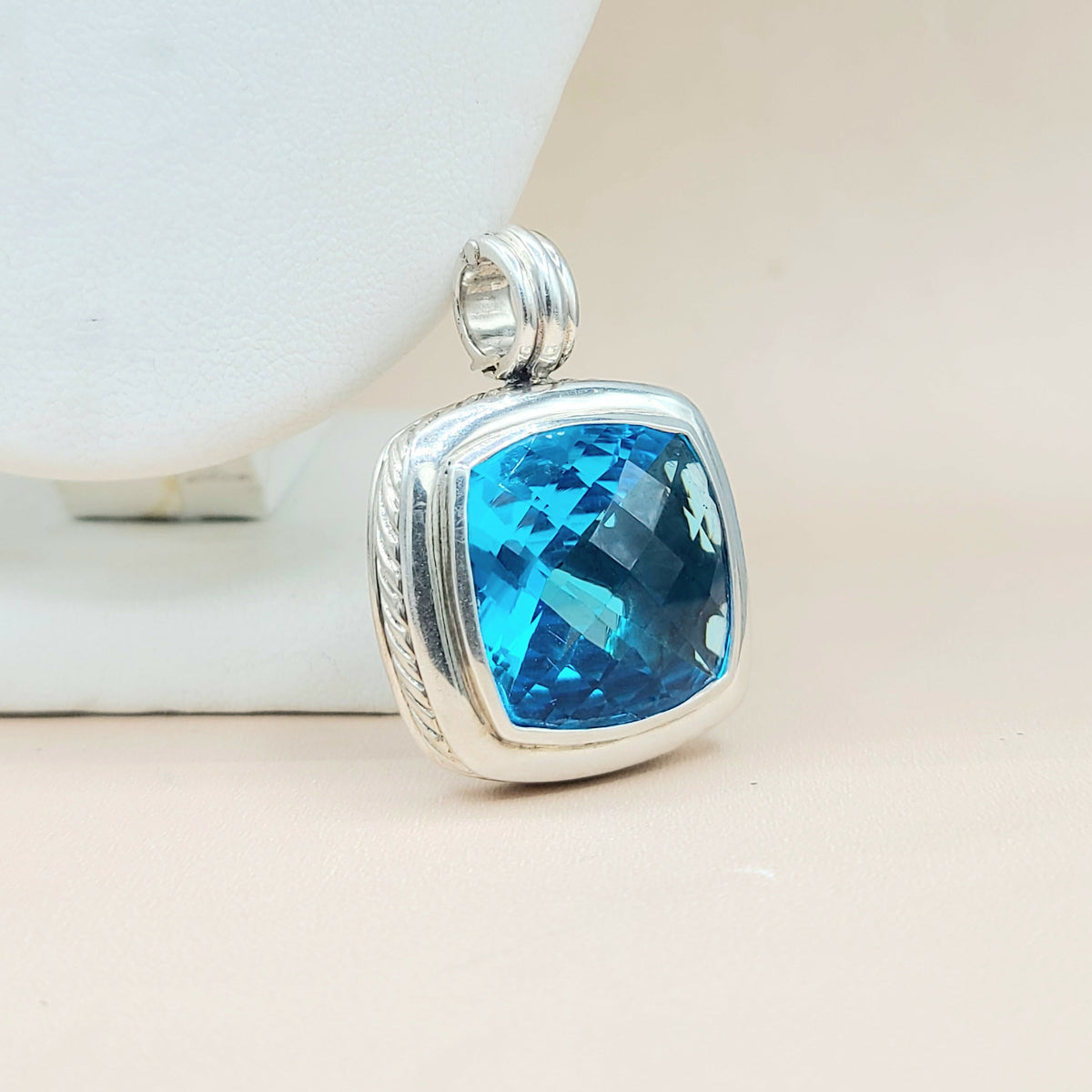  David Yurman Albion 20mm Blue Topaz Pendant Enhancer