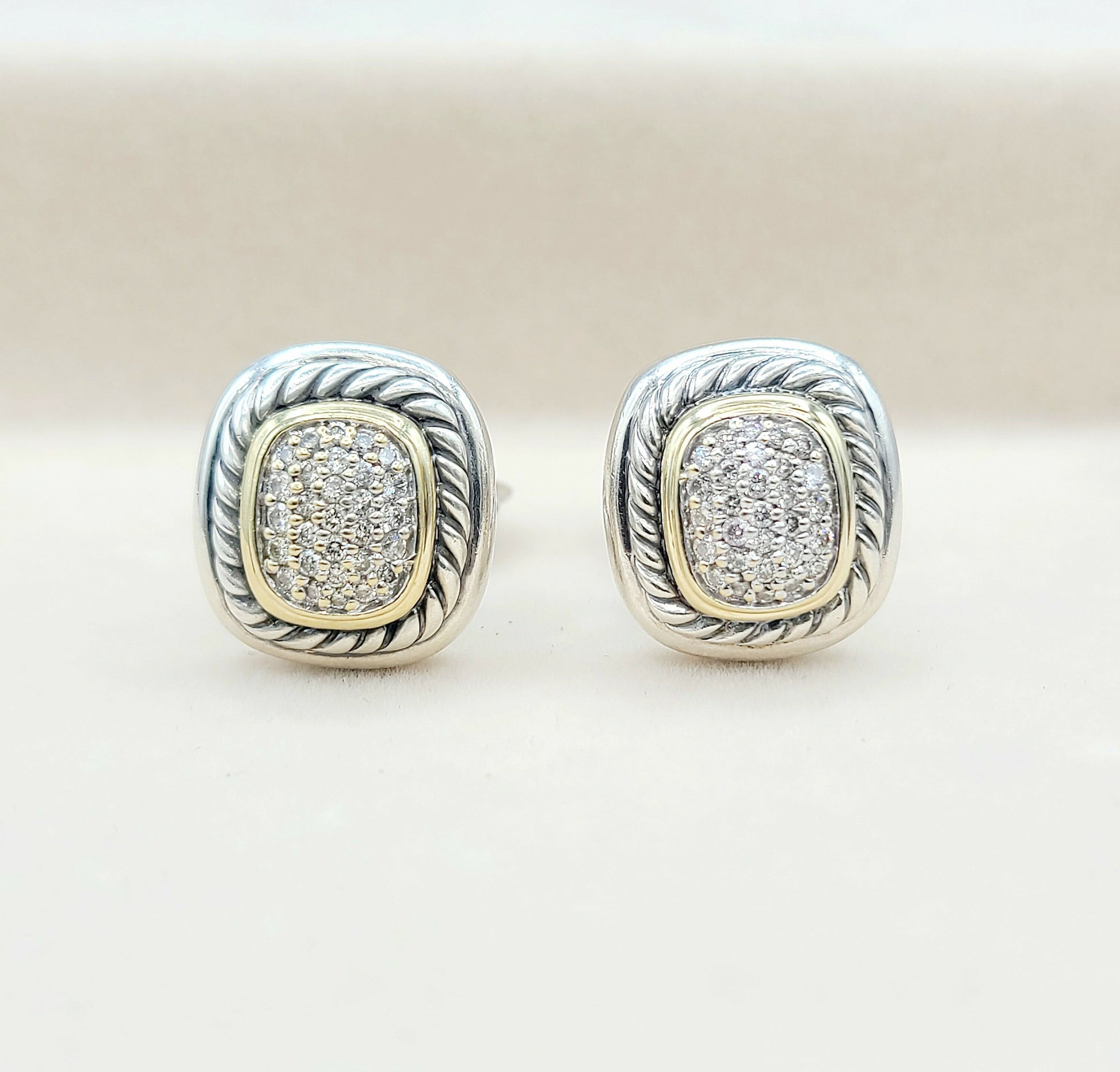 David Yurman Albion Earrings With Diamonds And Gold