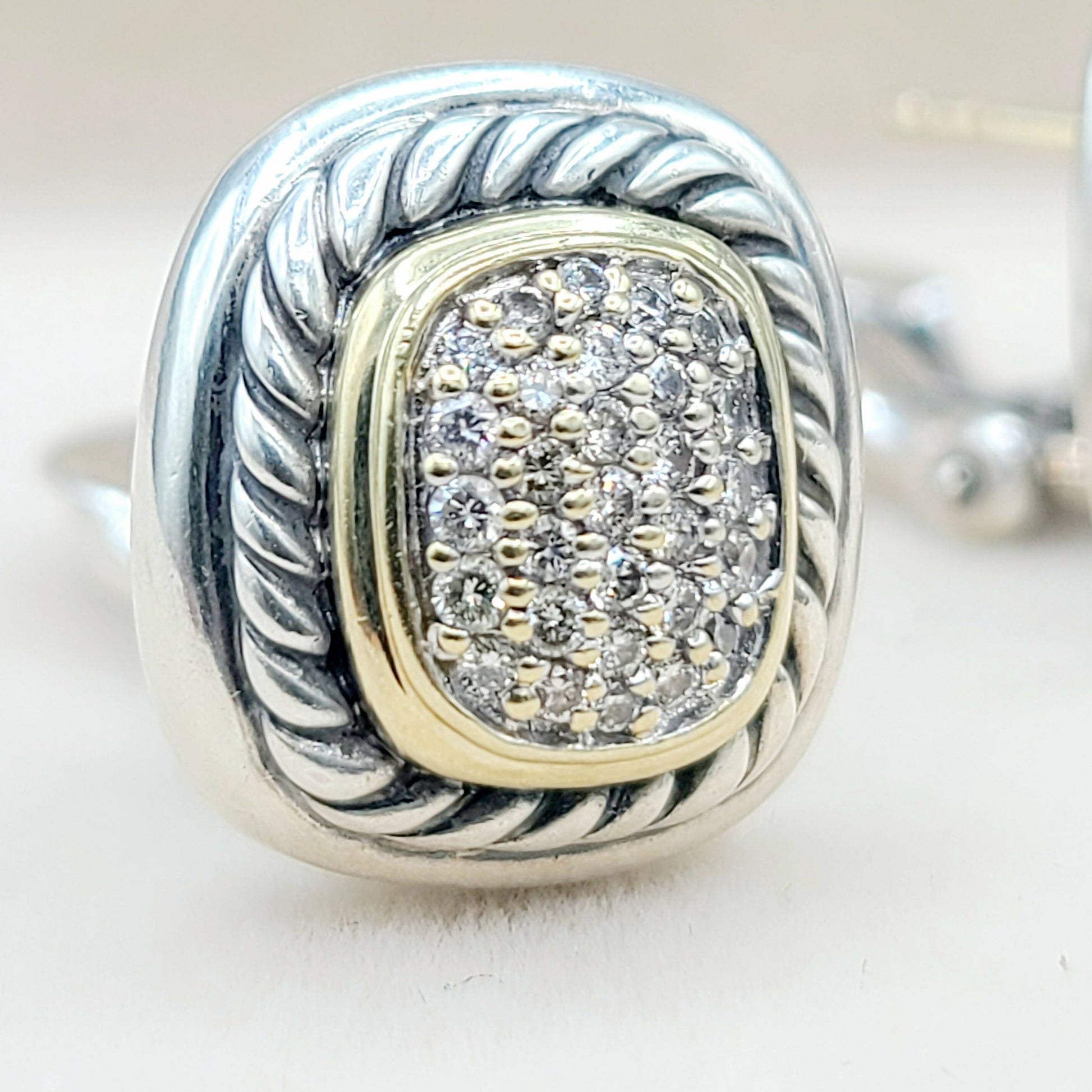David Yurman Albion Earrings With Diamonds And Gold
