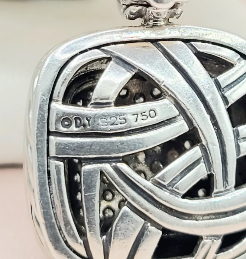 hallmark David Yurman Albion Pavé Diamond Pendant Sterling Silver 18K White Gold 0.75 TCW 19mm
