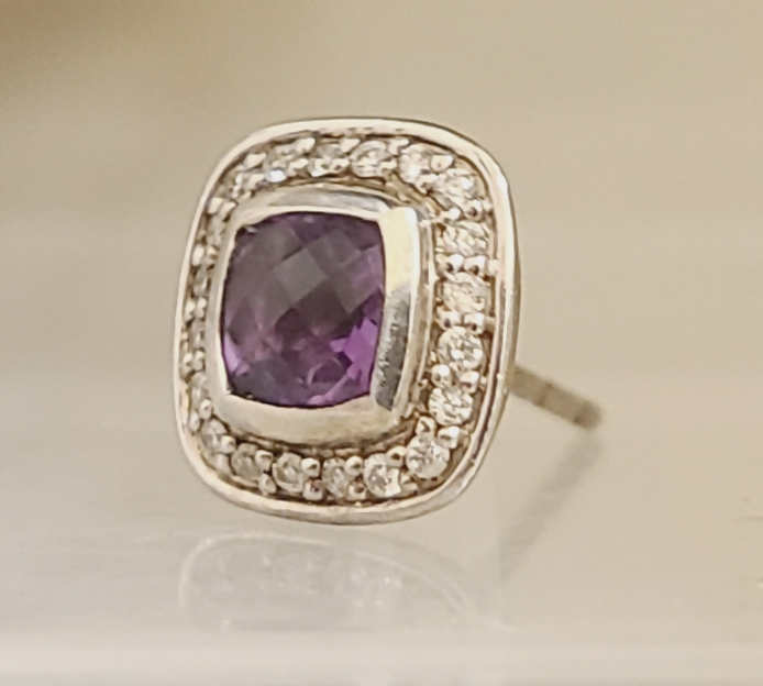 close up David Yurman Albion Petite Amethyst Diamond Stud Earrings Sterling Silver 0.17 TCW 10mm