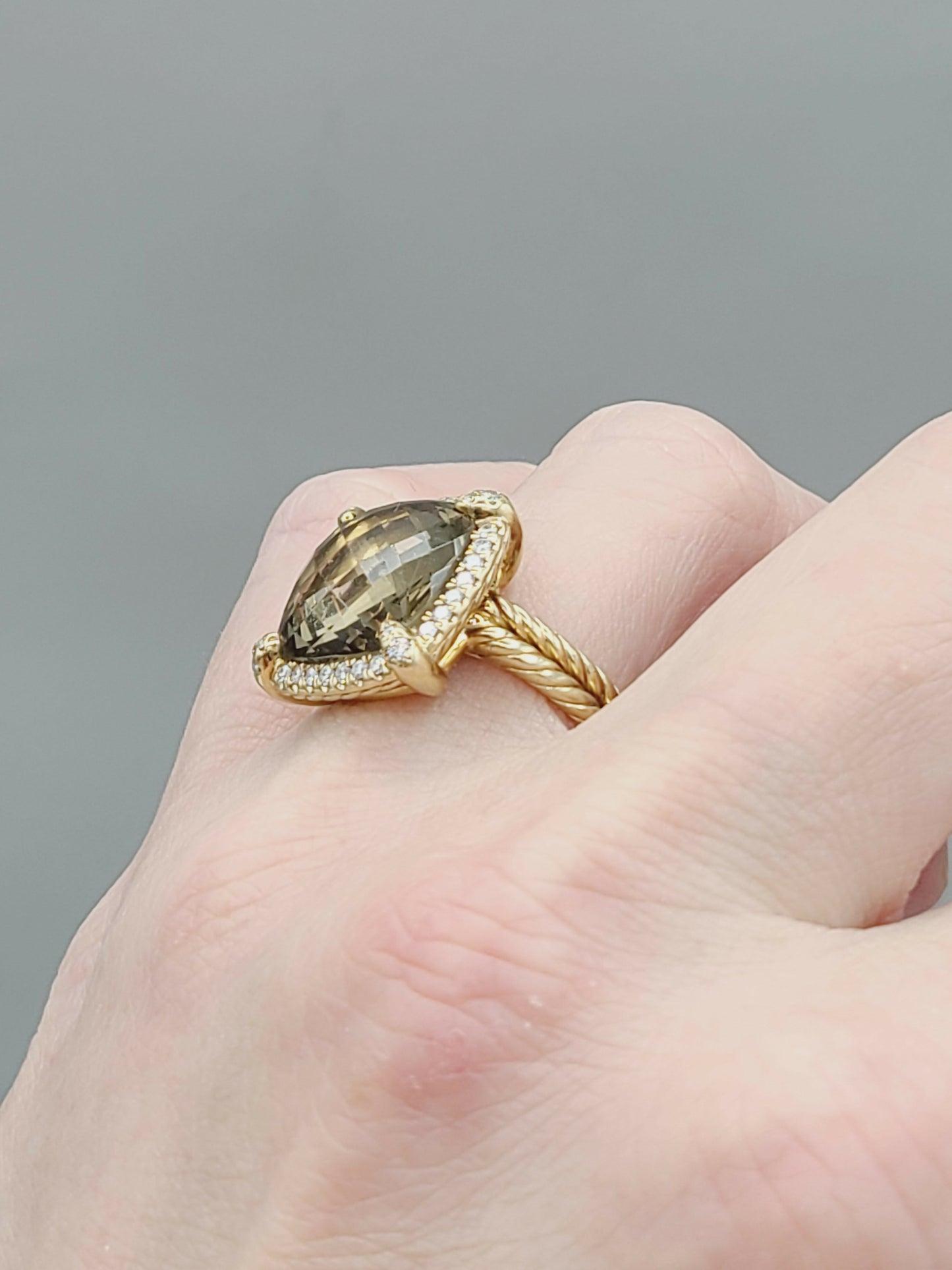 David Yurman Chatelaine Pave Bezel Ring in 18k Gold With Champagne Citrine And Diamonds