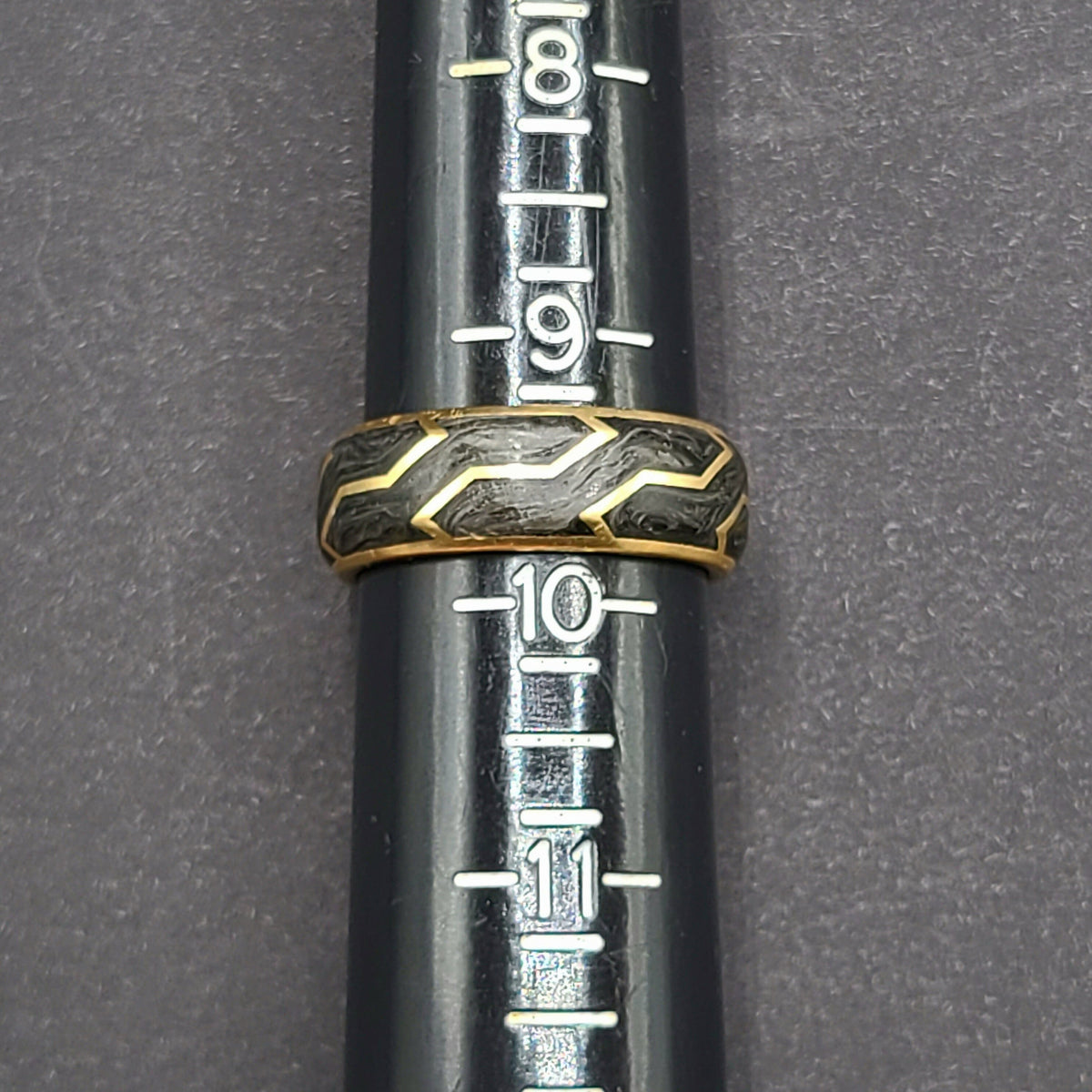 David Yurman Forged Carbon Band Ring 18K Yellow Gold 8.5mm Size 9.5