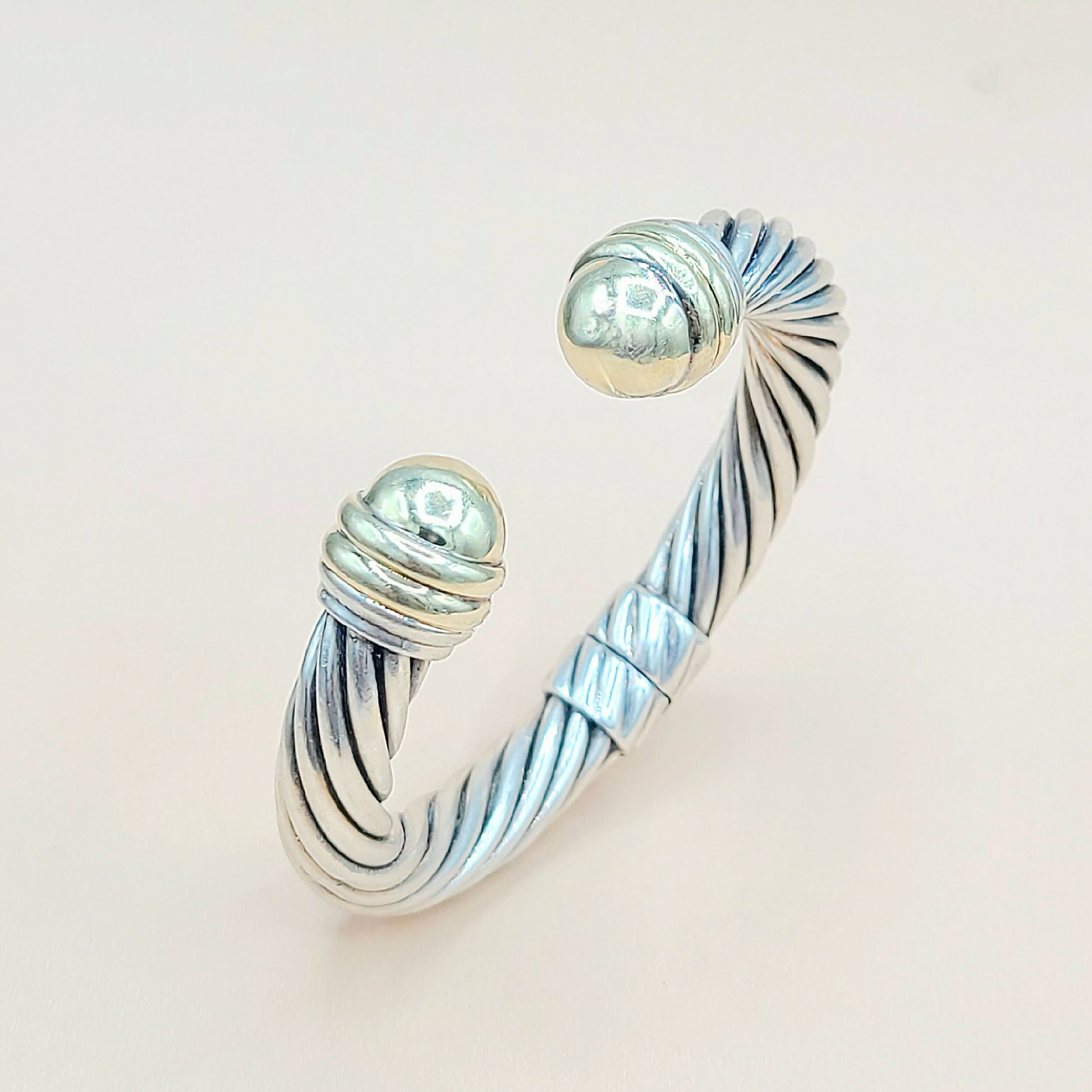 David Yurman 10mm Gold Dome Cable Bracelet | Certified Pre-Owned  AYW Luxury #