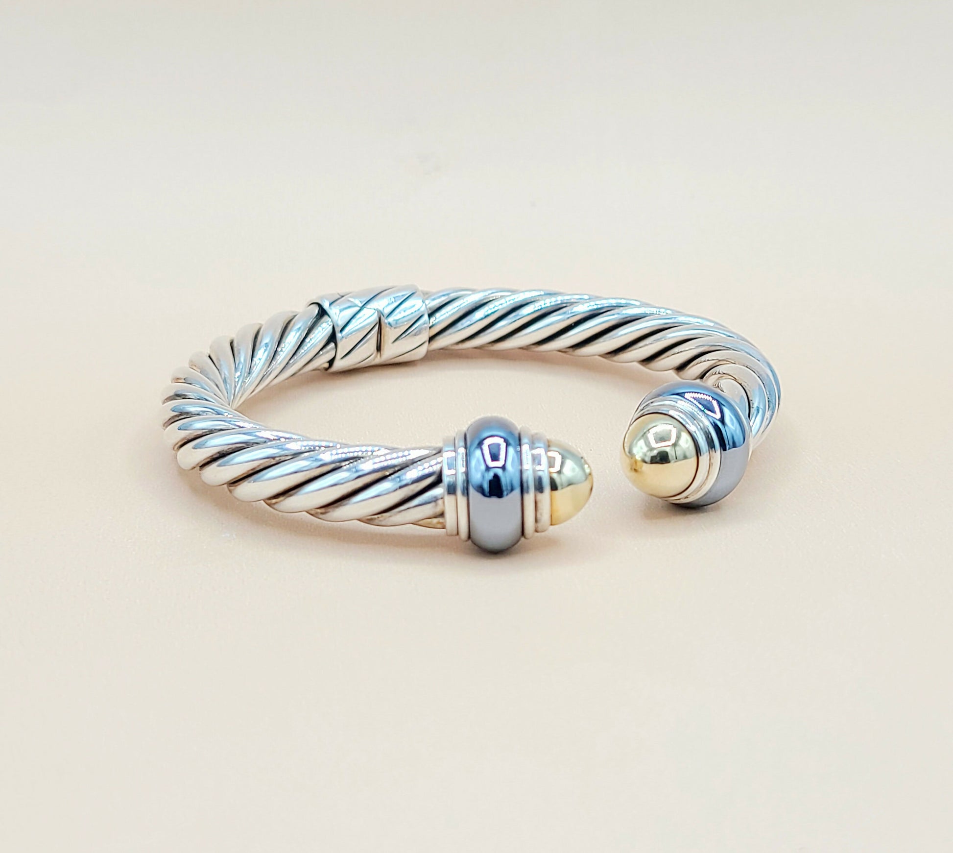 David Yurman Hematite Rondelle Gold Dome Cable Bracelet | Certified  AYW Luxury #
