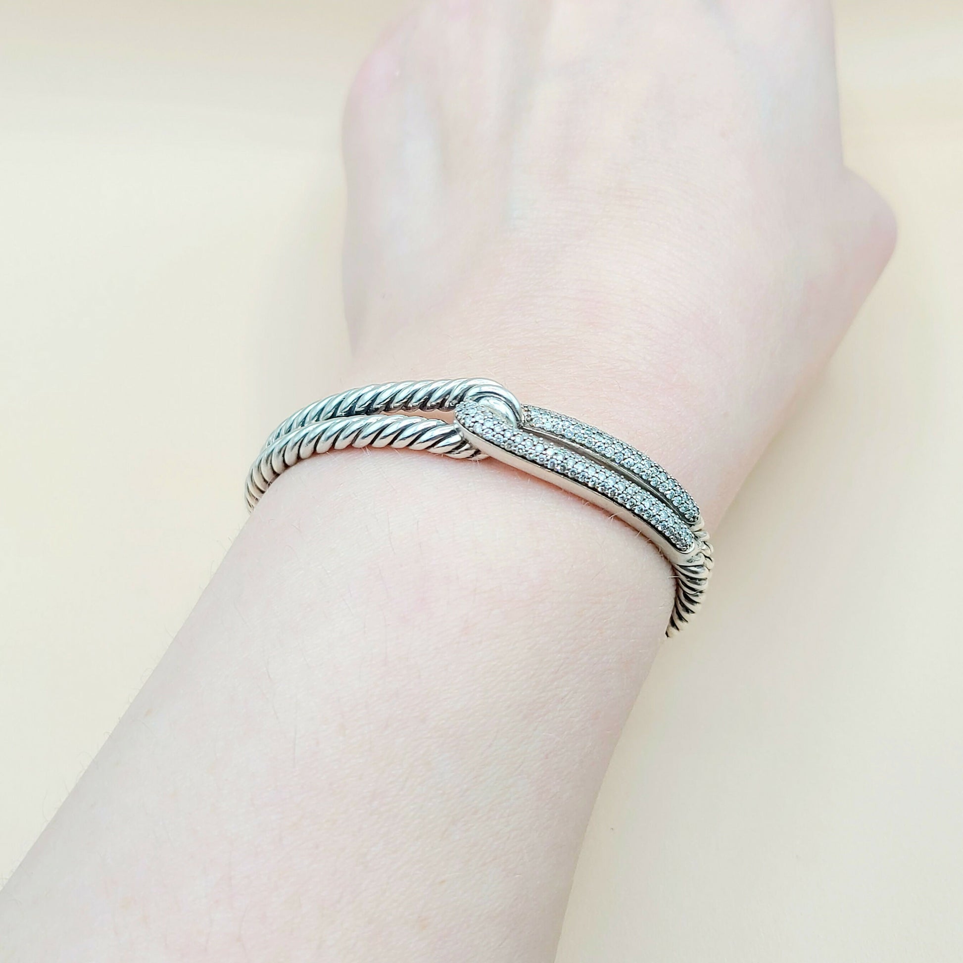    David Yurman Labyrinth Single Loop Diamond Bracelet