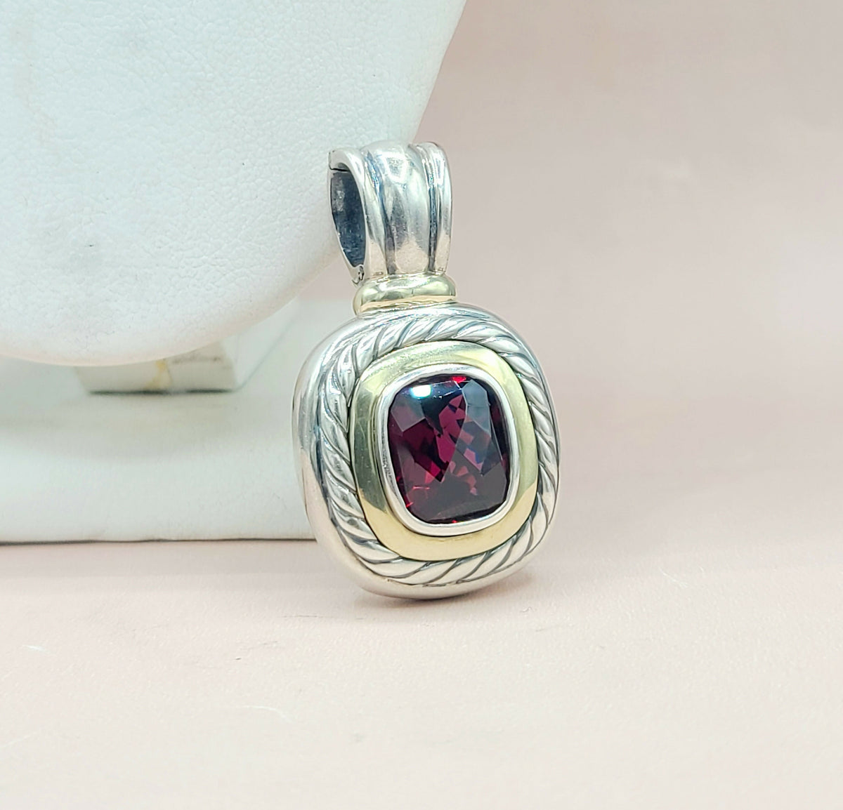  David Yurman Large Albion Garnet & 14K Pendant Enhancer