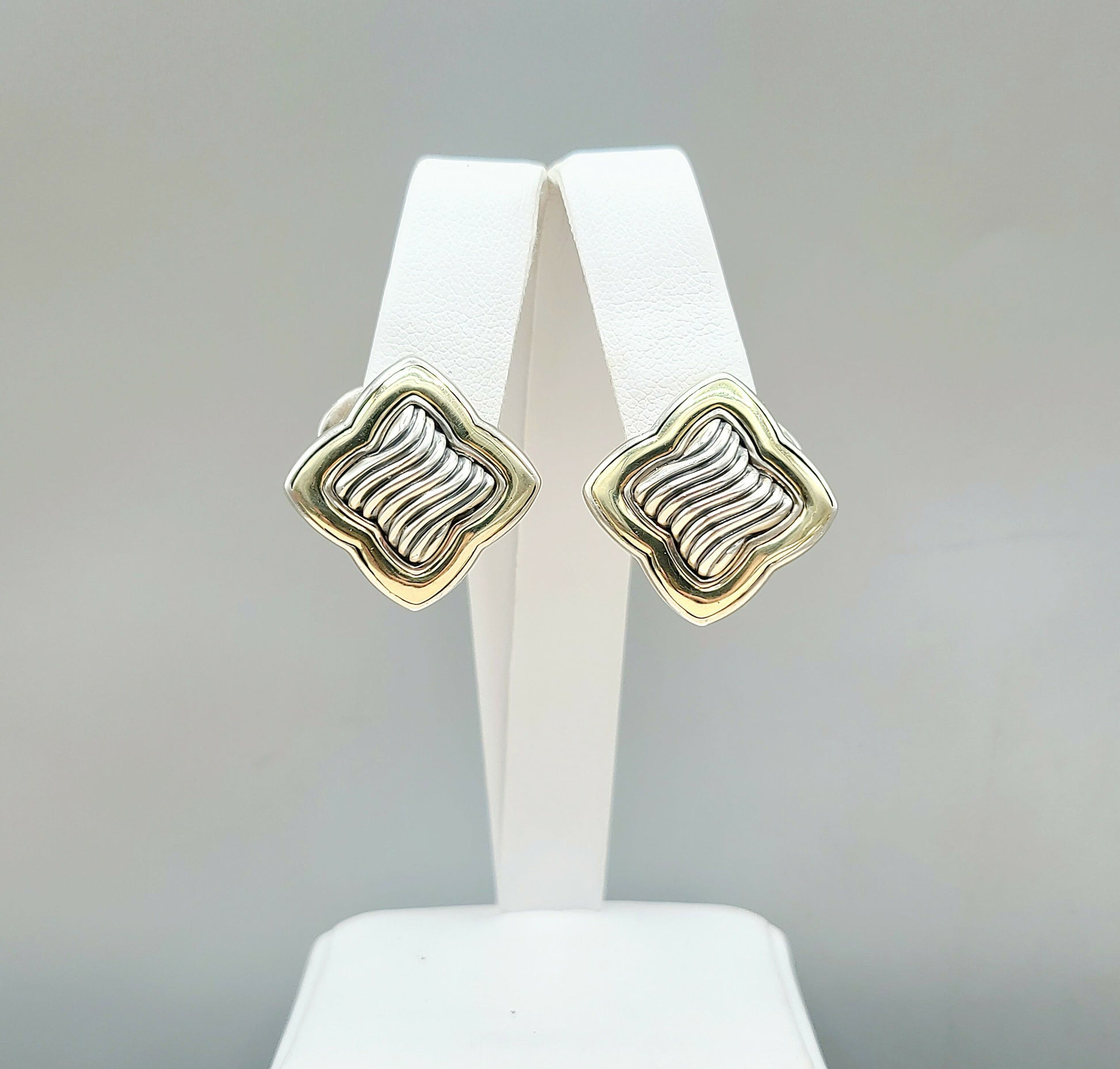 David Yurman Large Thoroughbred Quatrefoil Earrings With Gold