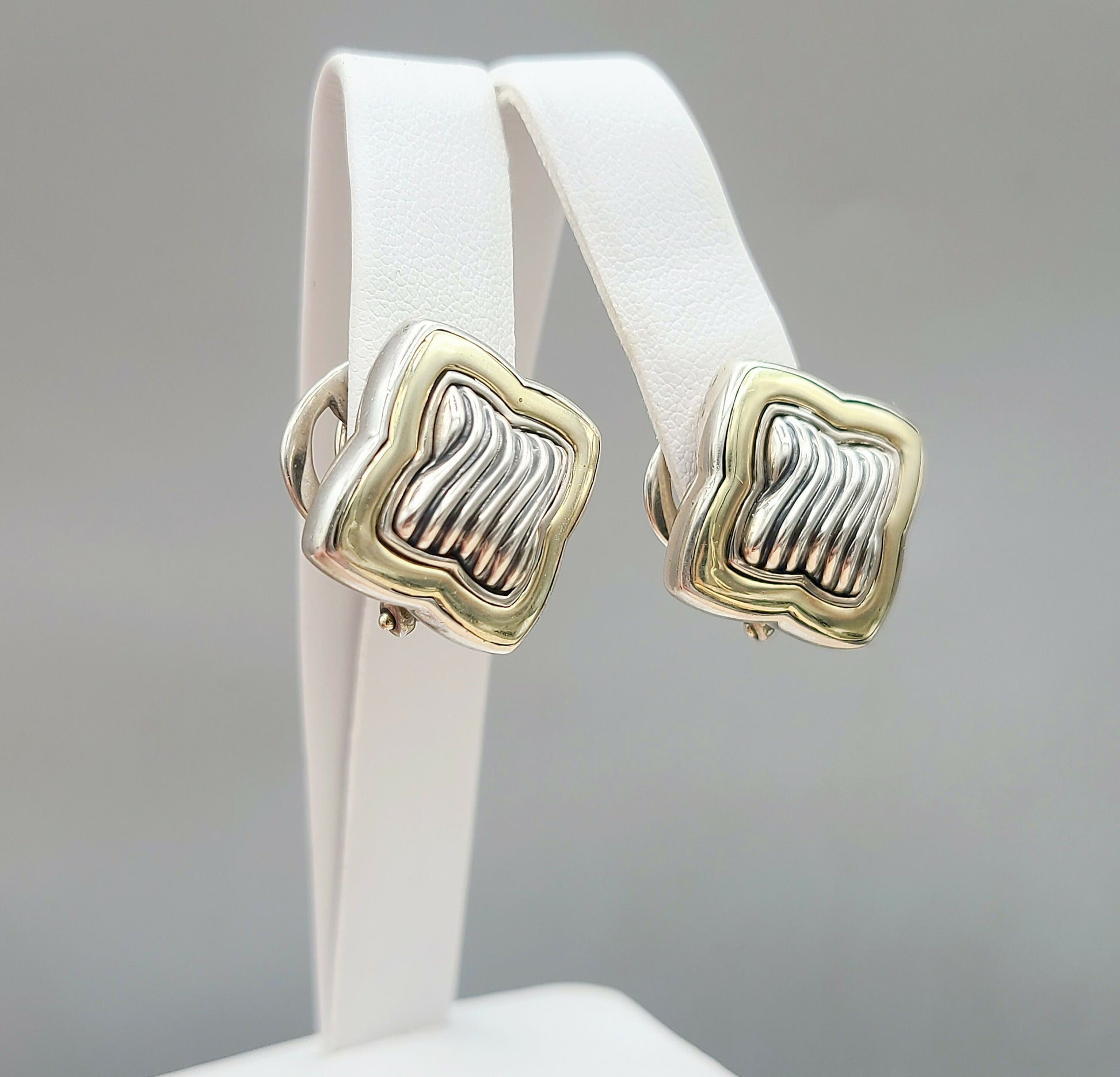 David Yurman Large Thoroughbred Quatrefoil Earrings With Gold