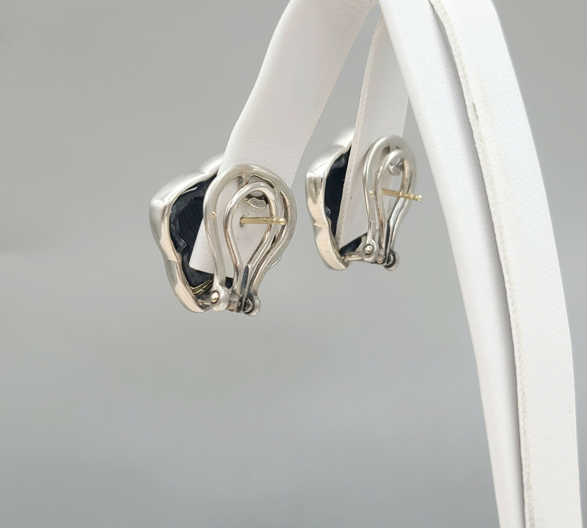 David Yurman Large Thoroughbred Quatrefoil Earrings With Gold