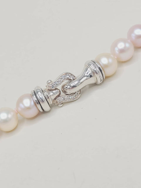 slasp of David Yurman Pearl Strand Buckle Necklace With Diamonds