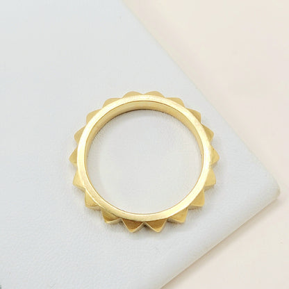 David Yurman Pyramid Band Ring 18K Yellow Gold 4mm Size 11
