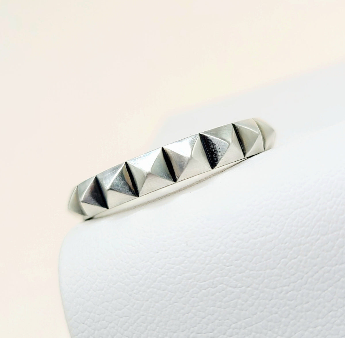 David Yurman Pyramid Band Ring Sterling Silver 4mm Size 11
