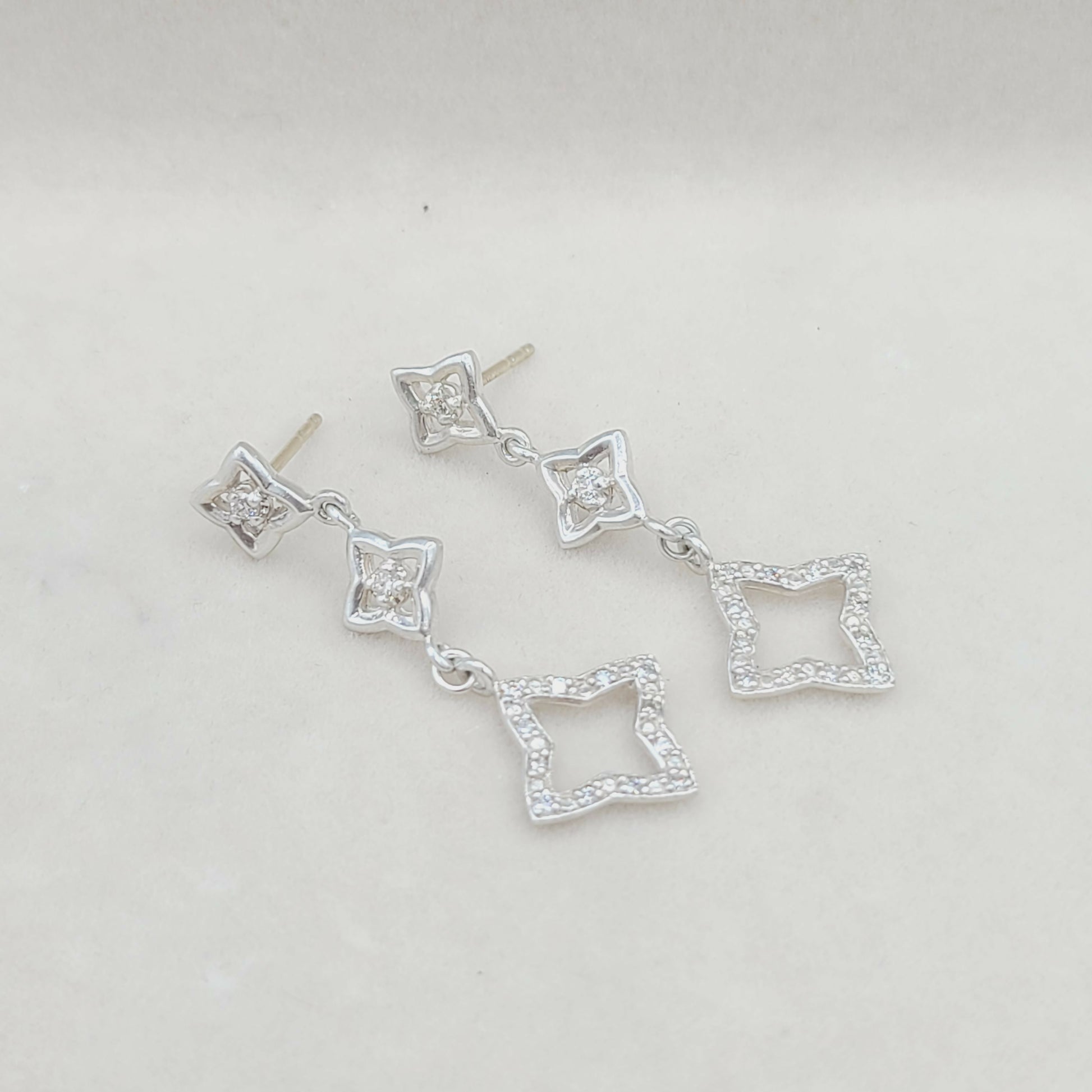 David Yurman Quatrefoil Drop Earrings With Diamonds