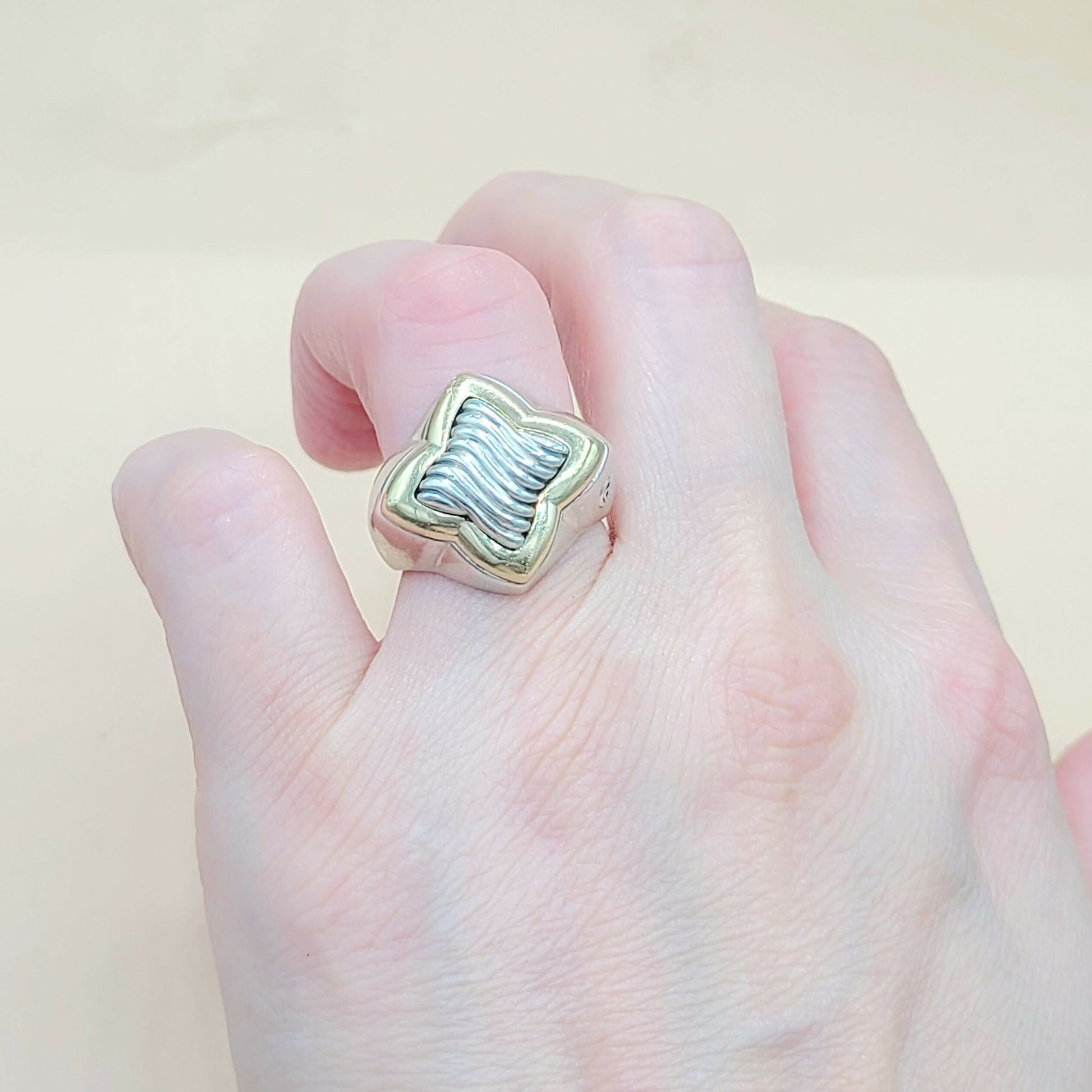 David Yurman Quatrefoil Sculpted Ring Silver & Gold | Certified   AYW Luxury #