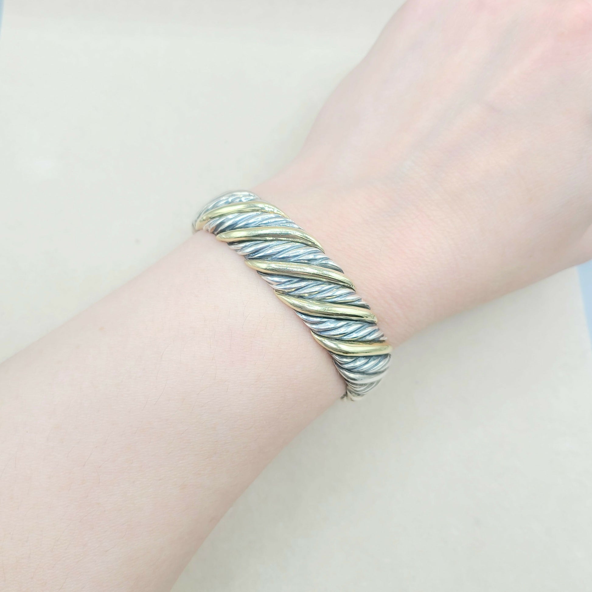 David Yurman Sculpted Cable Bracelet Silver & Gold | Certified  AYW Luxury #