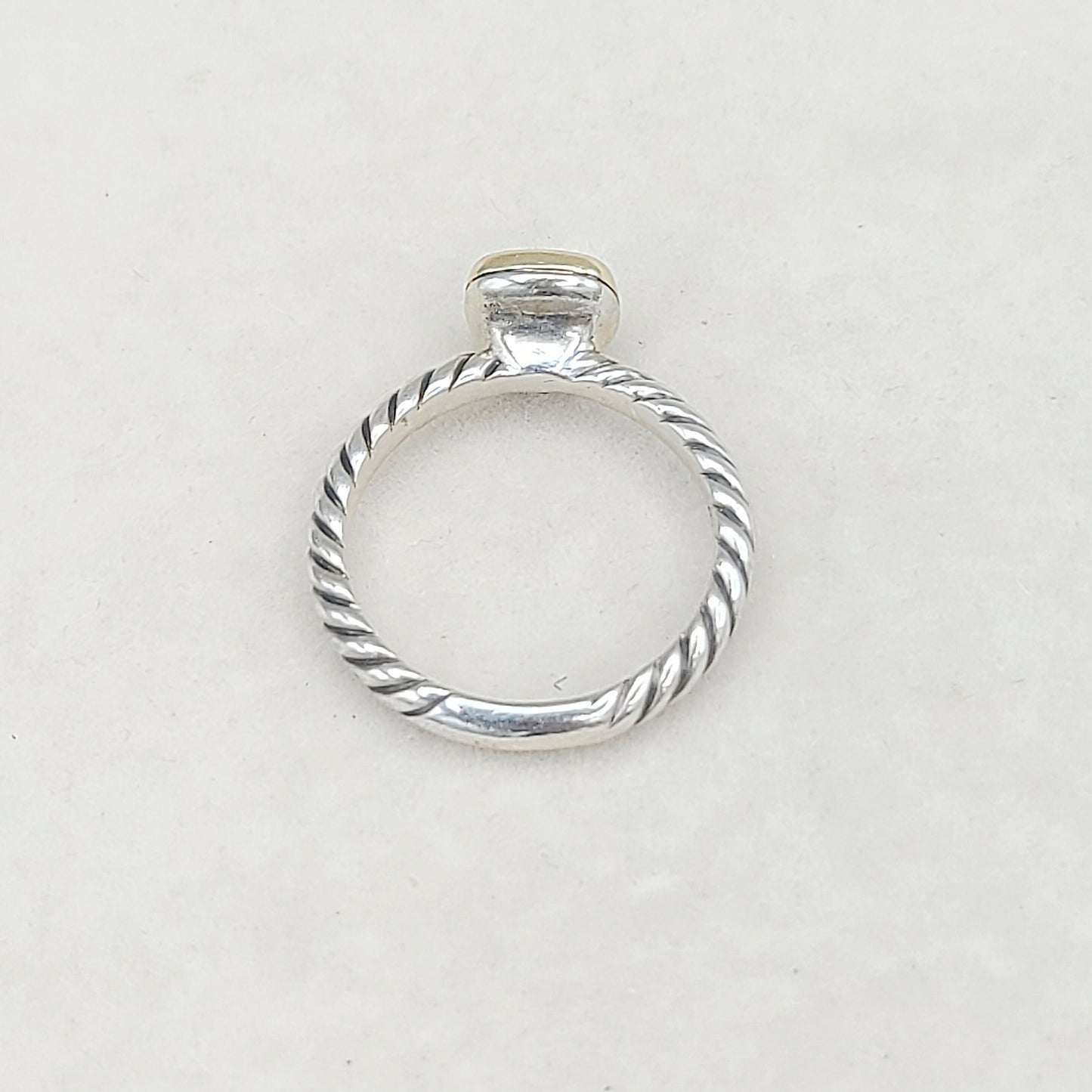 20241123_080758David Yurman Stackable Ring With Peridot And Gold